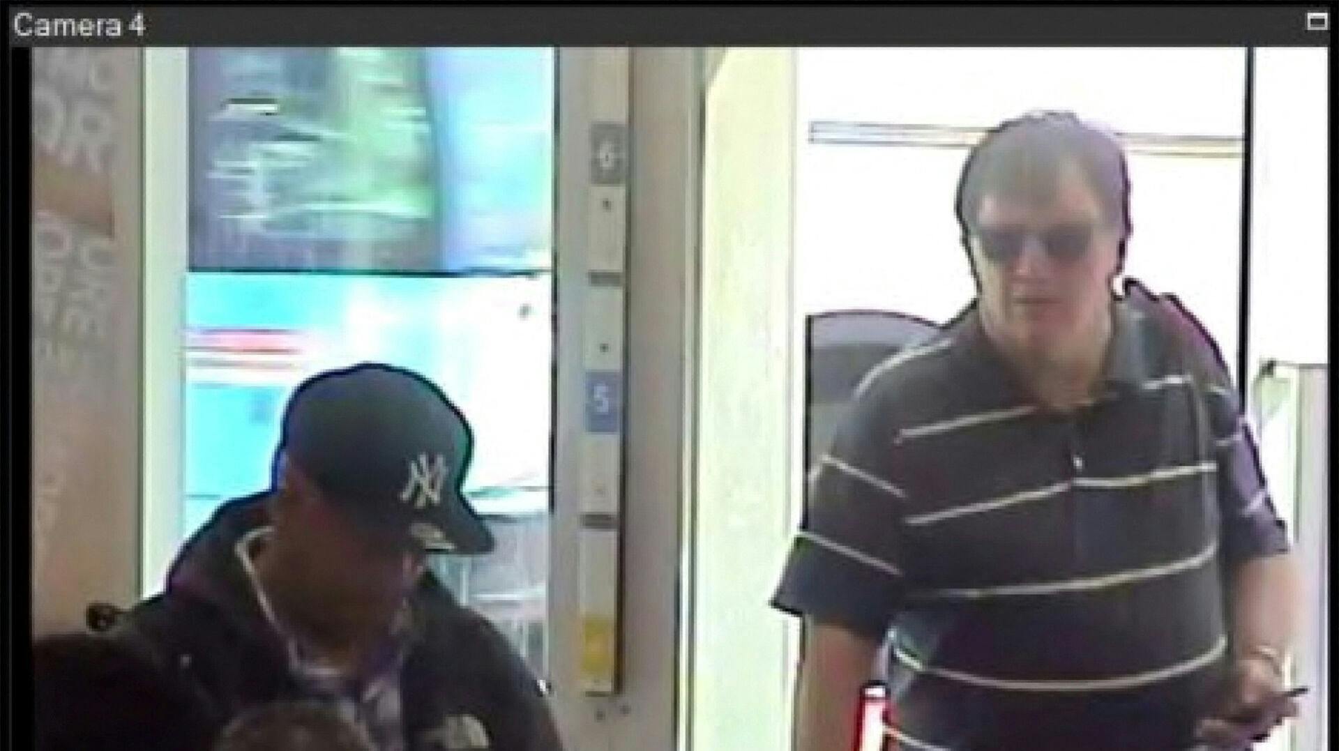 Dette overvågningsbillede viser den formodede gerningsmand Rex A. Heuermann.