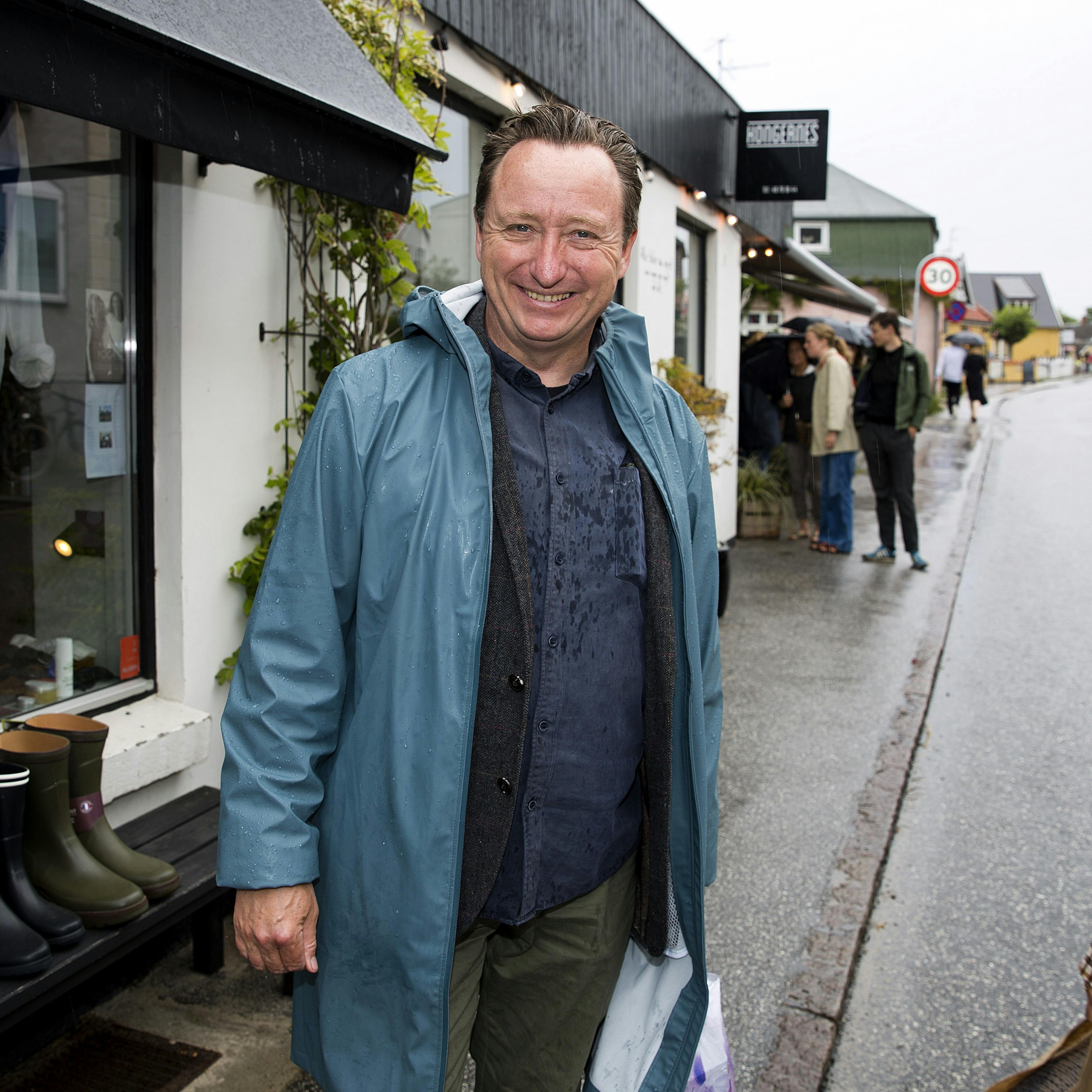 Søren Fauli er et kendt ansigt i Tisvildeleje, hvor han fortsat vil have et sommerhus, efter han netop har solgt sit gamle for et stort millionbeløb.