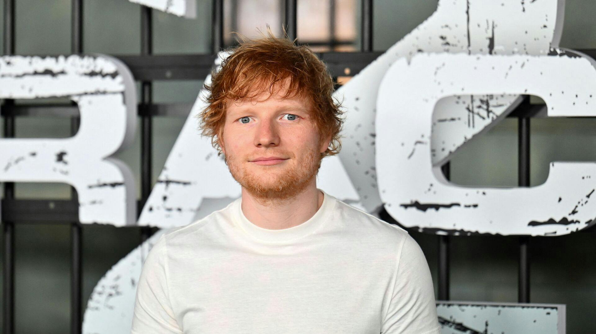 17 personer måtte en tur på hospitalet midt under en Ed Sheeran-koncert.