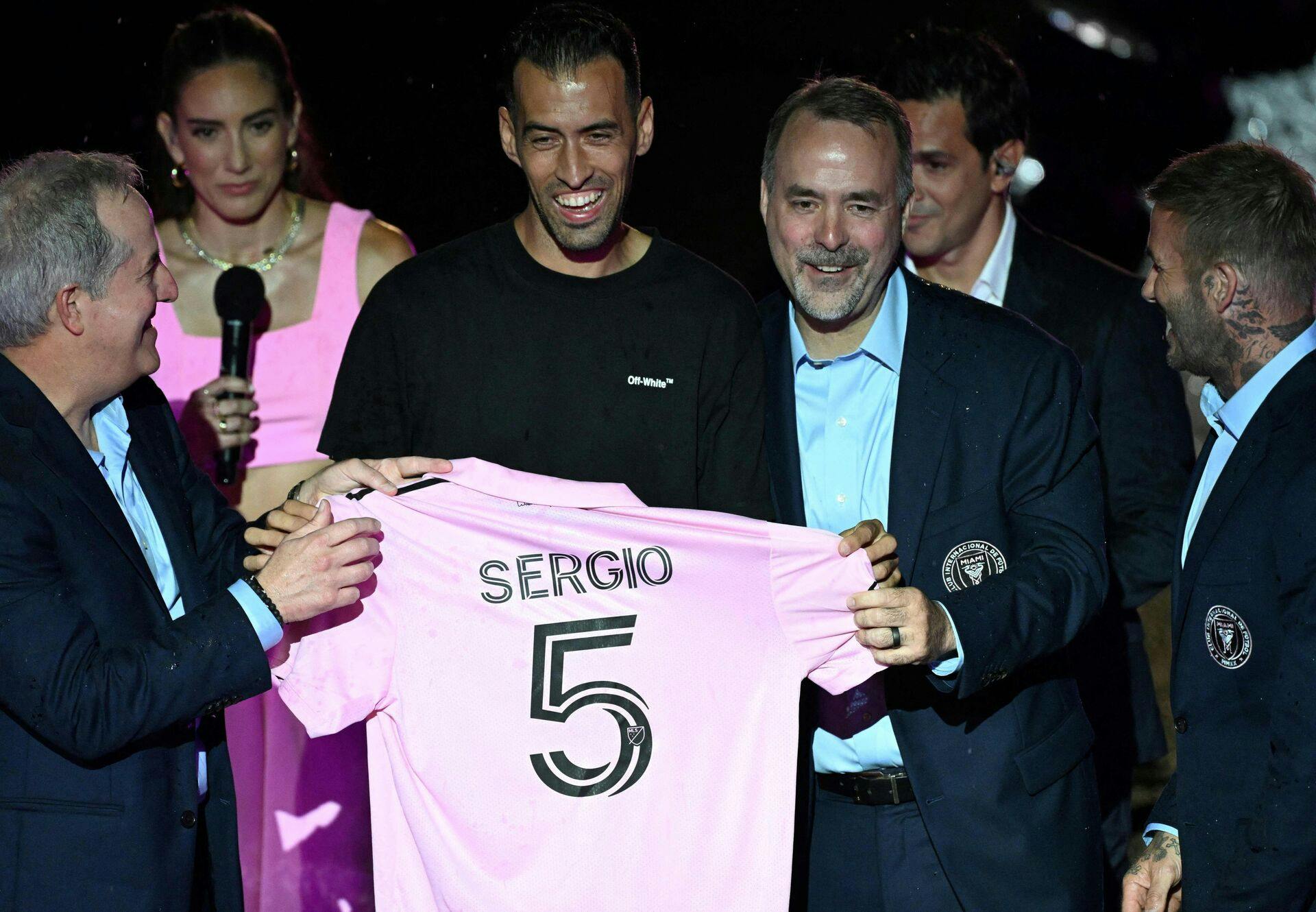 Det er Sergio Busquets og ikke Álvaro Arbeloa, der er skiftet til MLS. 