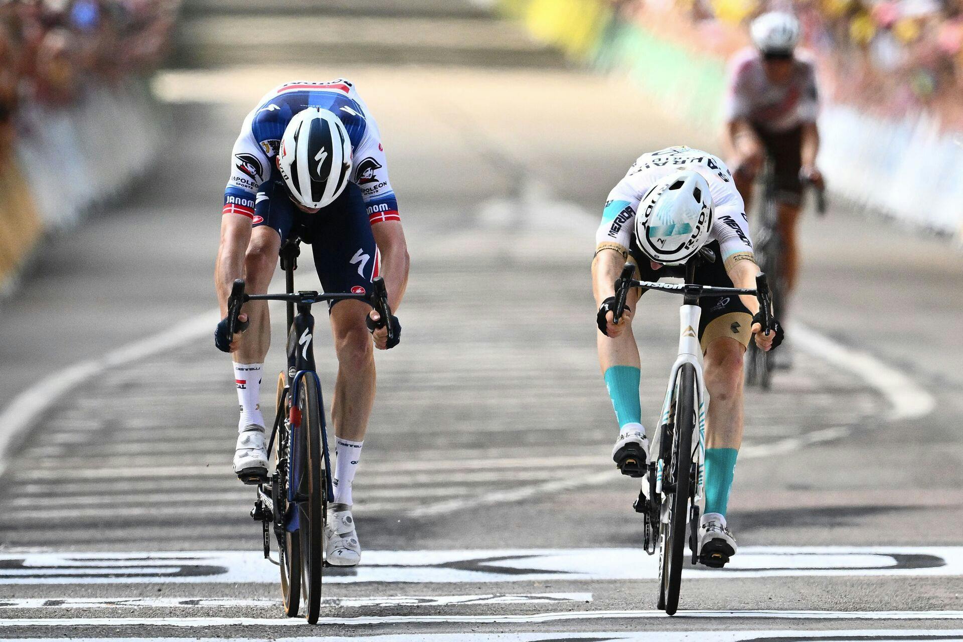 Kasper Asgreen var få centimeter fra at vinde en Tour de France-etape for anden dag i træk.&nbsp;