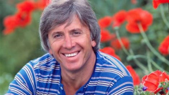 Vince Hill efterlader sig et stort bagkatalog af musik, han har skabt igennem en lang karriere. 