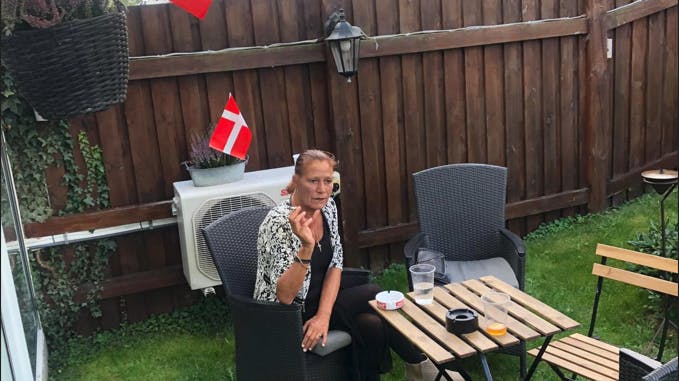 Charlotte Blakid har boet på Rhodos i knap 40 år. Her ses hun under en ferie i Danmark.