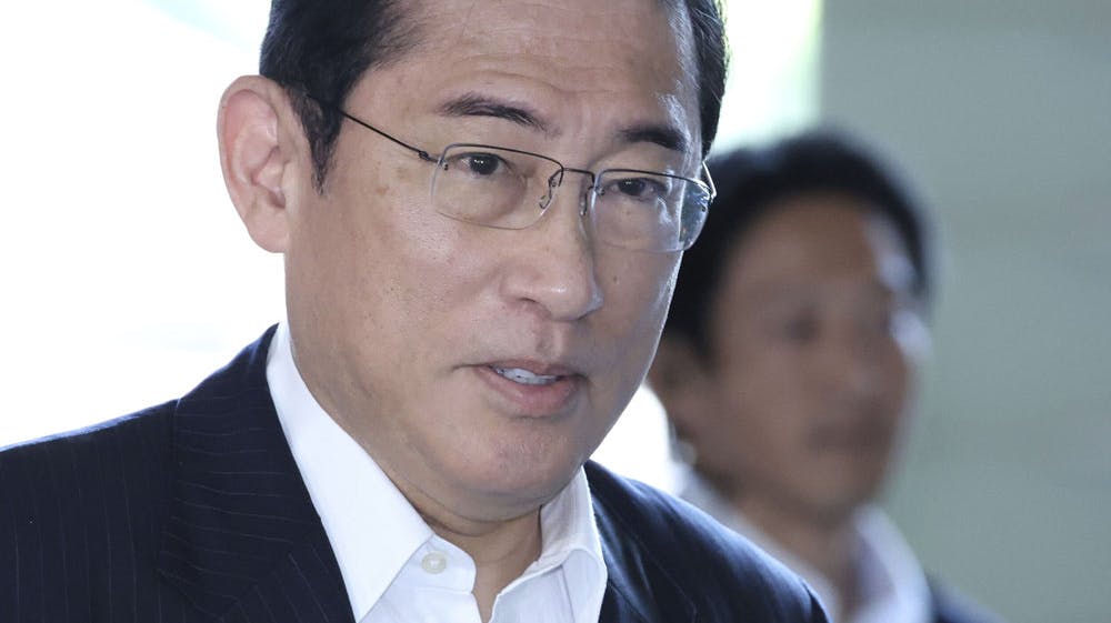 I sidste måned offentliggjorde Japans premierminister, Fumio Kishida, en plan om at udvide støtten til familier og yngre mennesker for at tackle befolkningskrisen. 