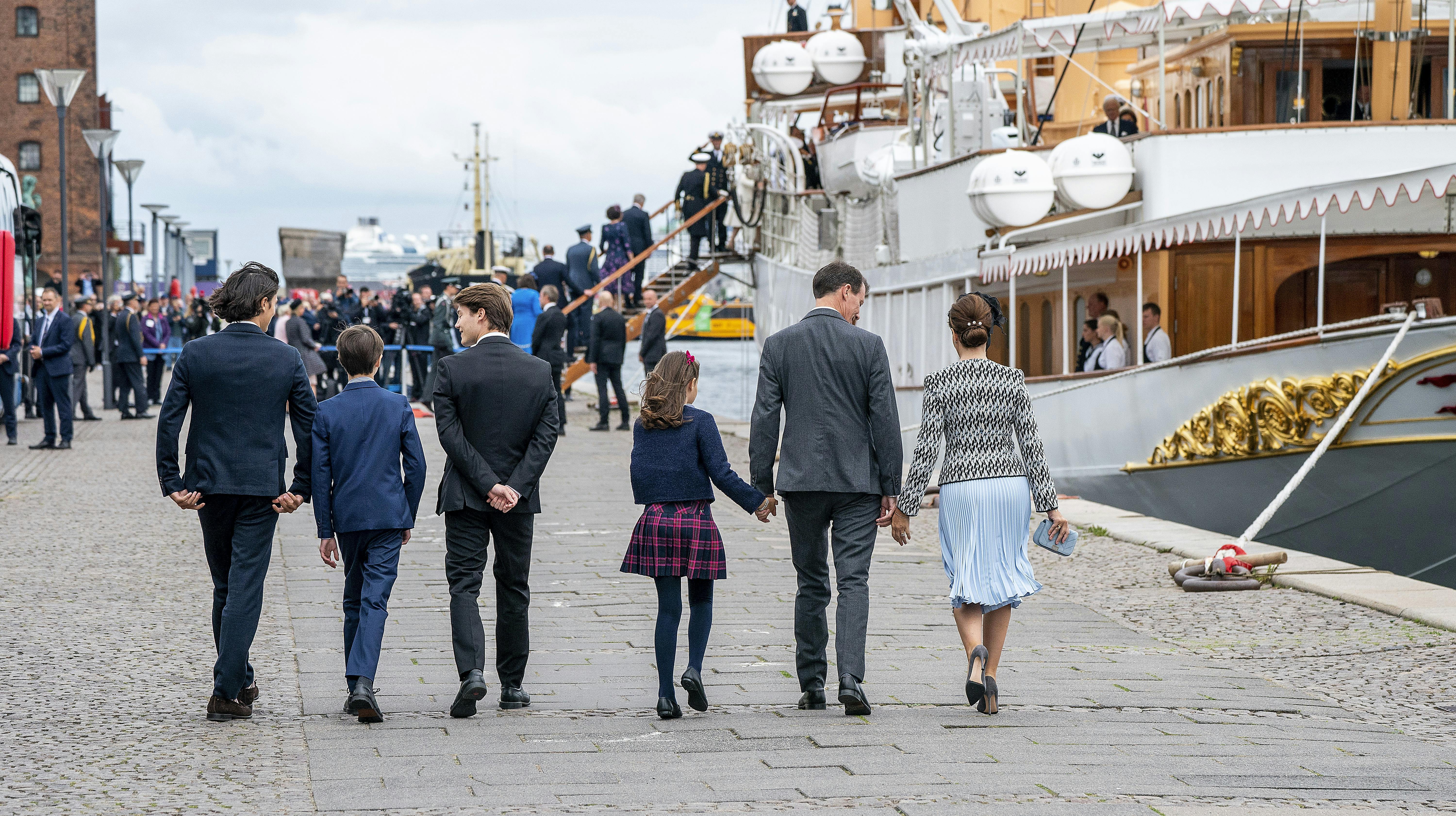 Efter kongehusets nedværdigende behandling vil Joachim nu primært tage sig af sin egen gren af familien.