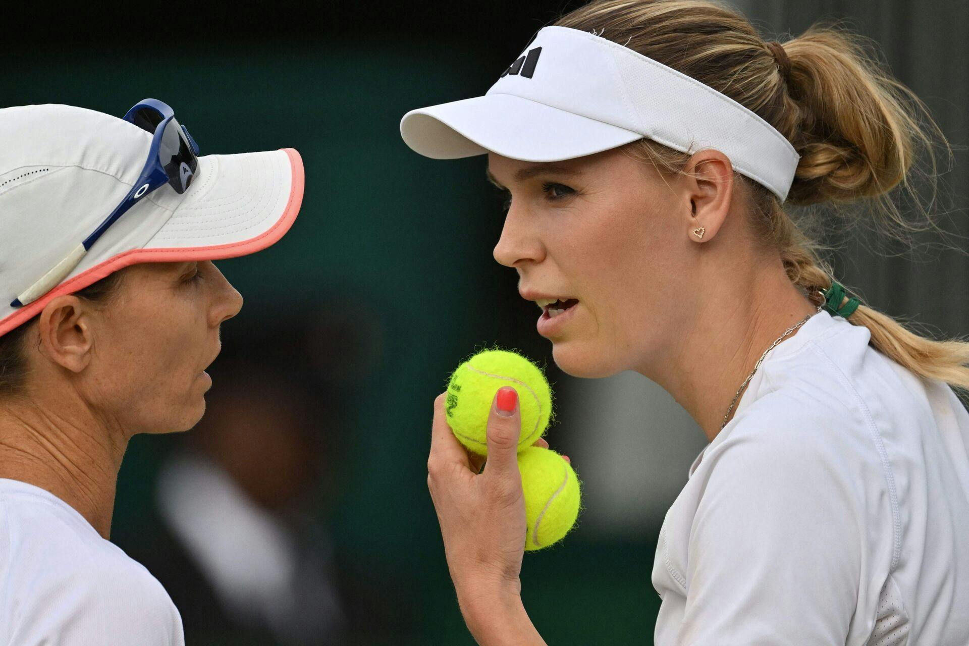 Tennisfans kan godt begynde at glæde sig. Danmarks bedste kvindelige tennisspiller er snart tilbage. 