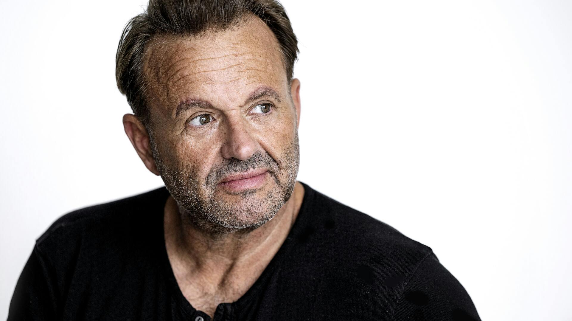 Dennis Knudsen undskylder nu for sit raserianfald.