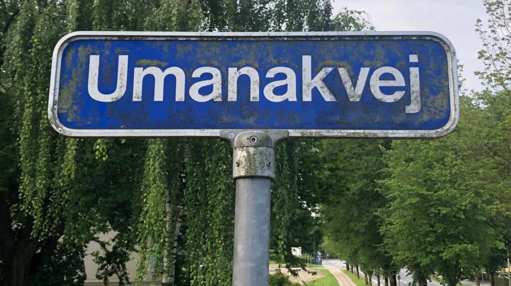 Det var her på Umanakvej i Aalborg, knivstikkeriet fandt sted mandag 