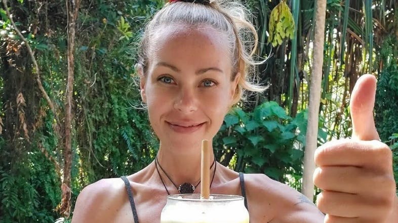 Den veganske influencer Zhanna Samsonova er død.