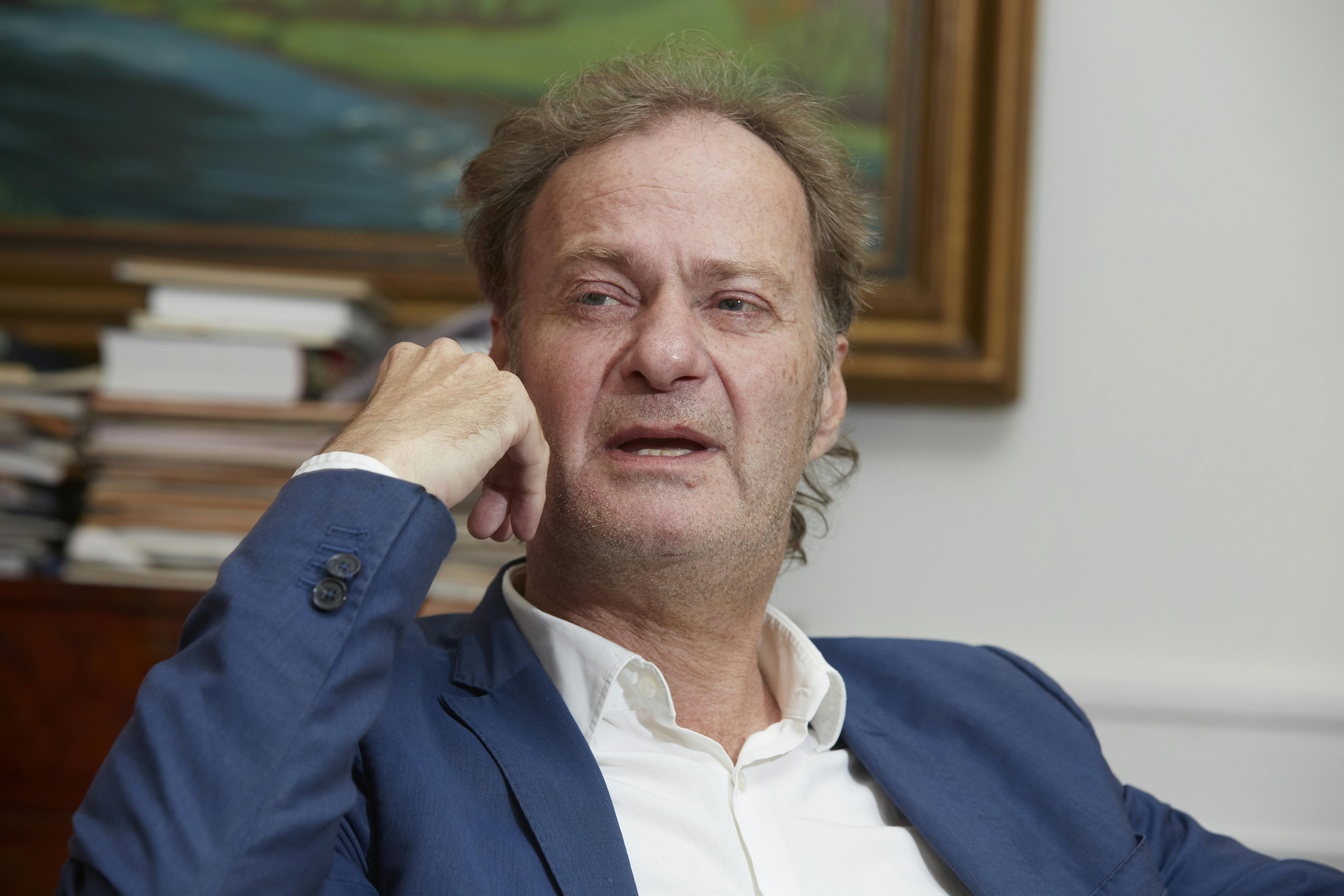 Opgave: Emne: BIRGER / FJ / Johan Isbrand / Knud Romer på side 2Hvornår: 7. oktober 2021 15:00-16:00 (UTC+01:00) Brussels, Copenhagen, Madrid, Paris.Hvor: Toldbodgade 10A, st., 1253 København K.Opgavebeskrivelse: Forfatter og debattør Knud Romer er aktuel med romanen "Pigen i violinen" . Vi interviewer ham til "På den 2. side" i Familie Journal.Navne: Knud RomerDato: 0710 2021Kunde: Aller foto og VideoBlad: Familie journalJournalist: Johan Isbrand