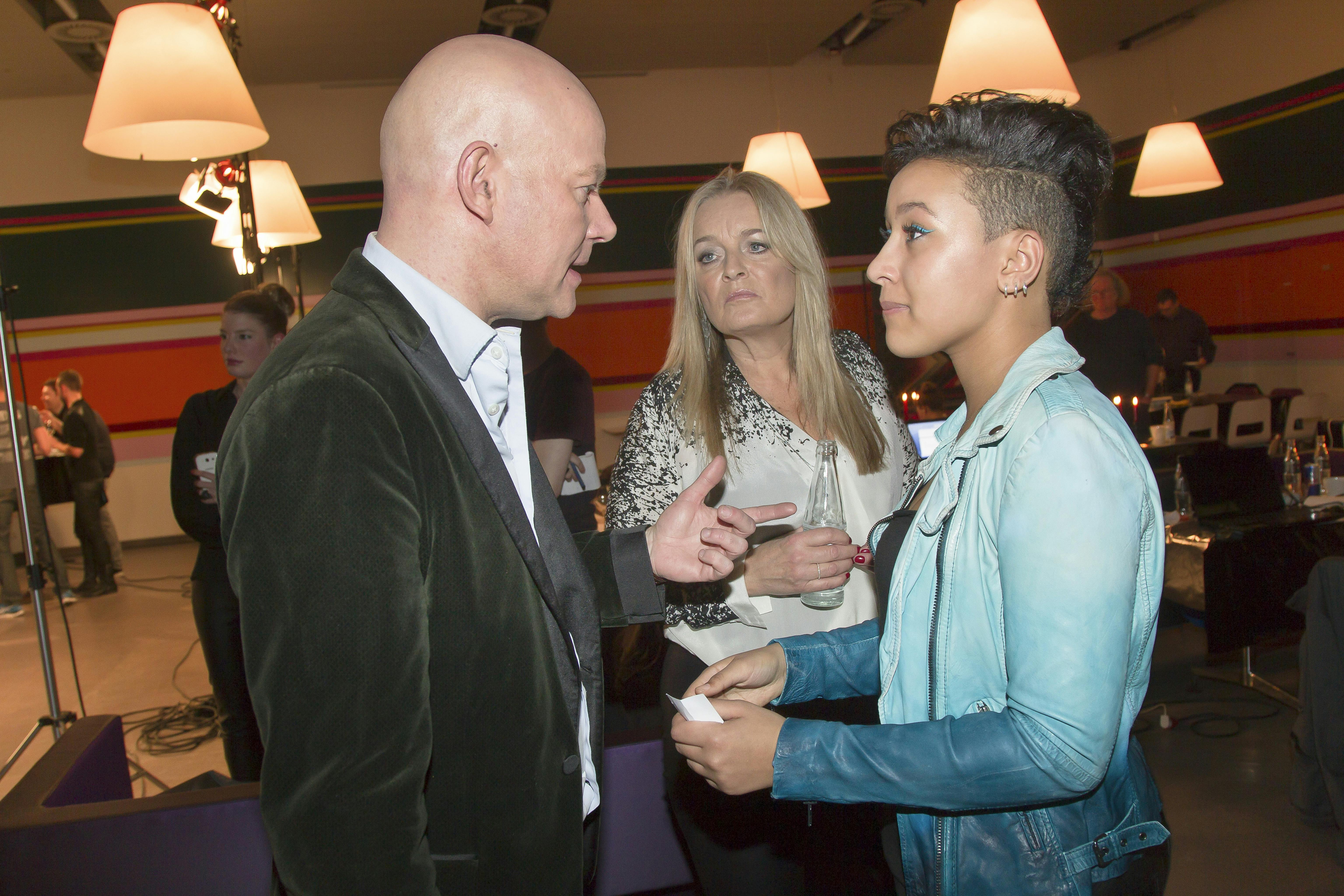 Der var stor drama, da Zaina blev smidt ud af "X Factor" i 2013, og hendes mentor, Thomas Blachman, langede ud efter bødlen Anne Linnet.