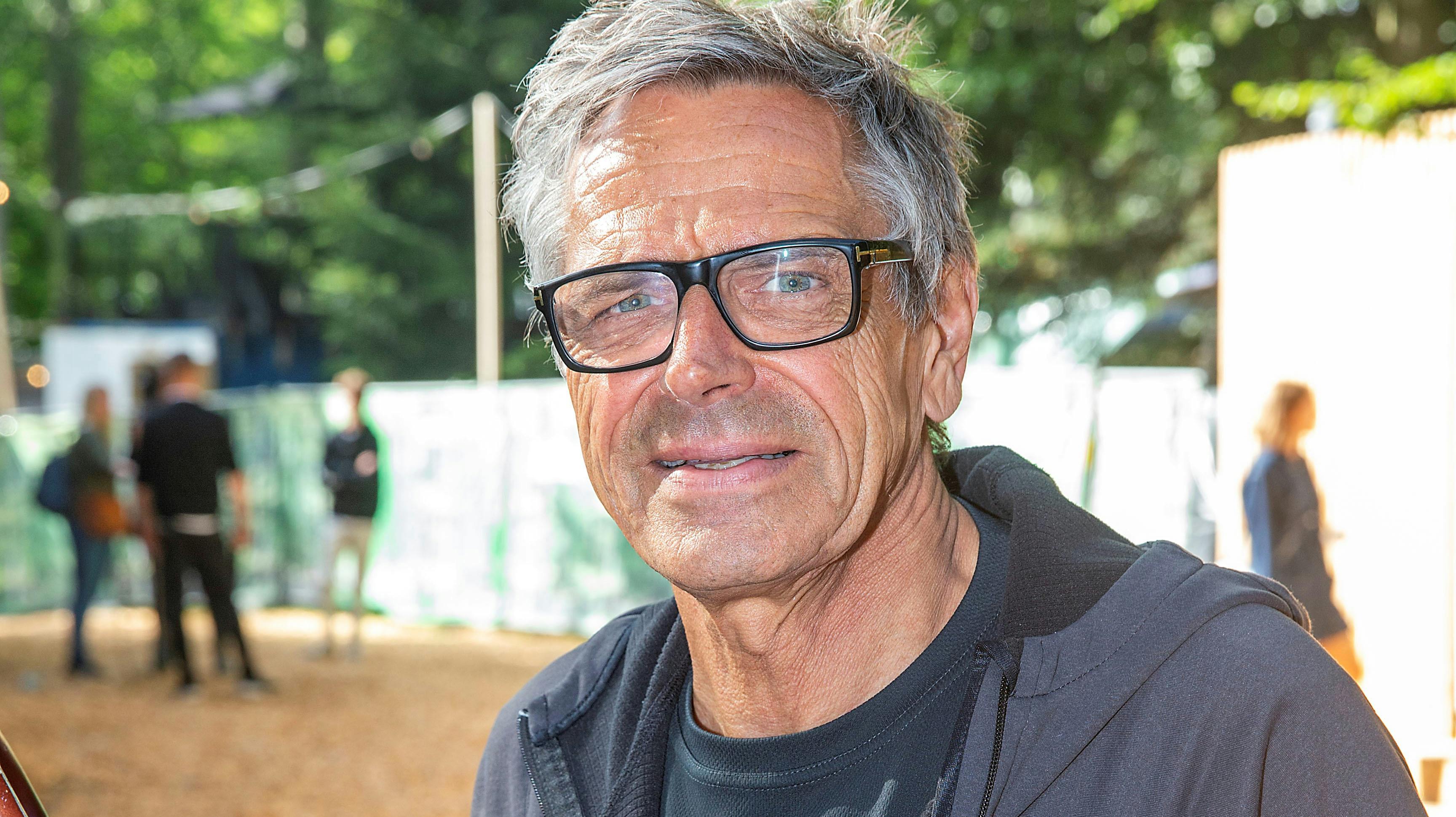 66-årige Michael Falck er blevet gift med sin udkårne både i Thailand og nu også i Danmark 