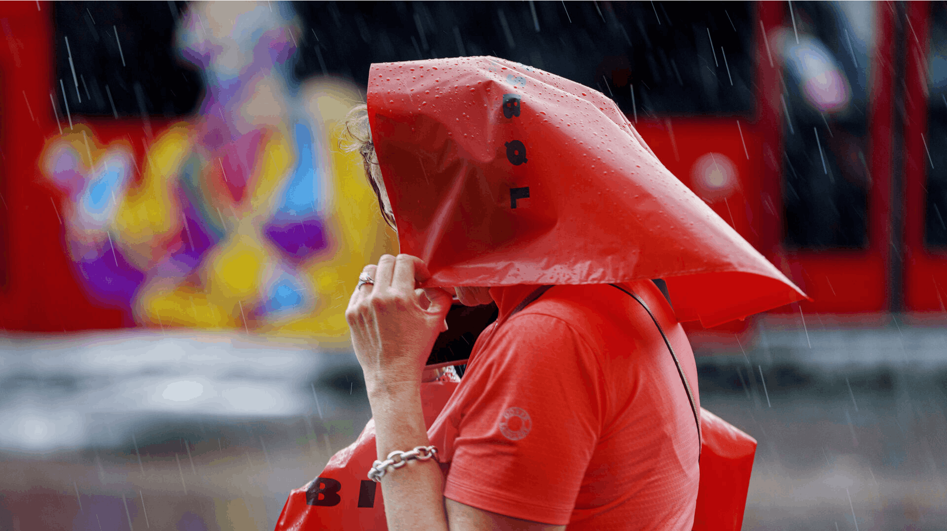 Regnvejret rammer København, mandag den 26. juni 2023.. (Foto: Liselotte Sabroe/Ritzau Scanpix)