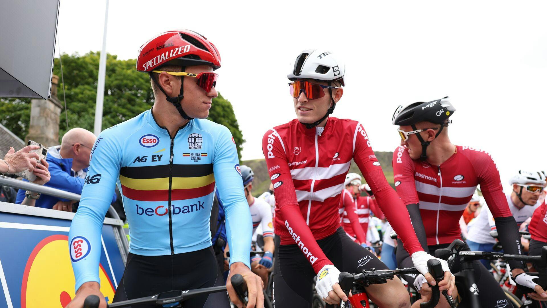 Belgian Remco Evenepoel (L) pictured at the start of the men elite road race at the UCI World Championships Cycling, 272, 1km from Edinburgh to Glasgow, Scotland, Sunday 06 August 2023. UCI organizes the worlds with all cycling disciplines, road cycling, indoor cycling, mountain bike, BMX racing, road para-cycling and indoor para-cycling, in Glasgow from 03 to 13 August. BELGA PHOTO DAVID PINTENS (Photo by DAVID PINTENS/Belga/Sipa USA)