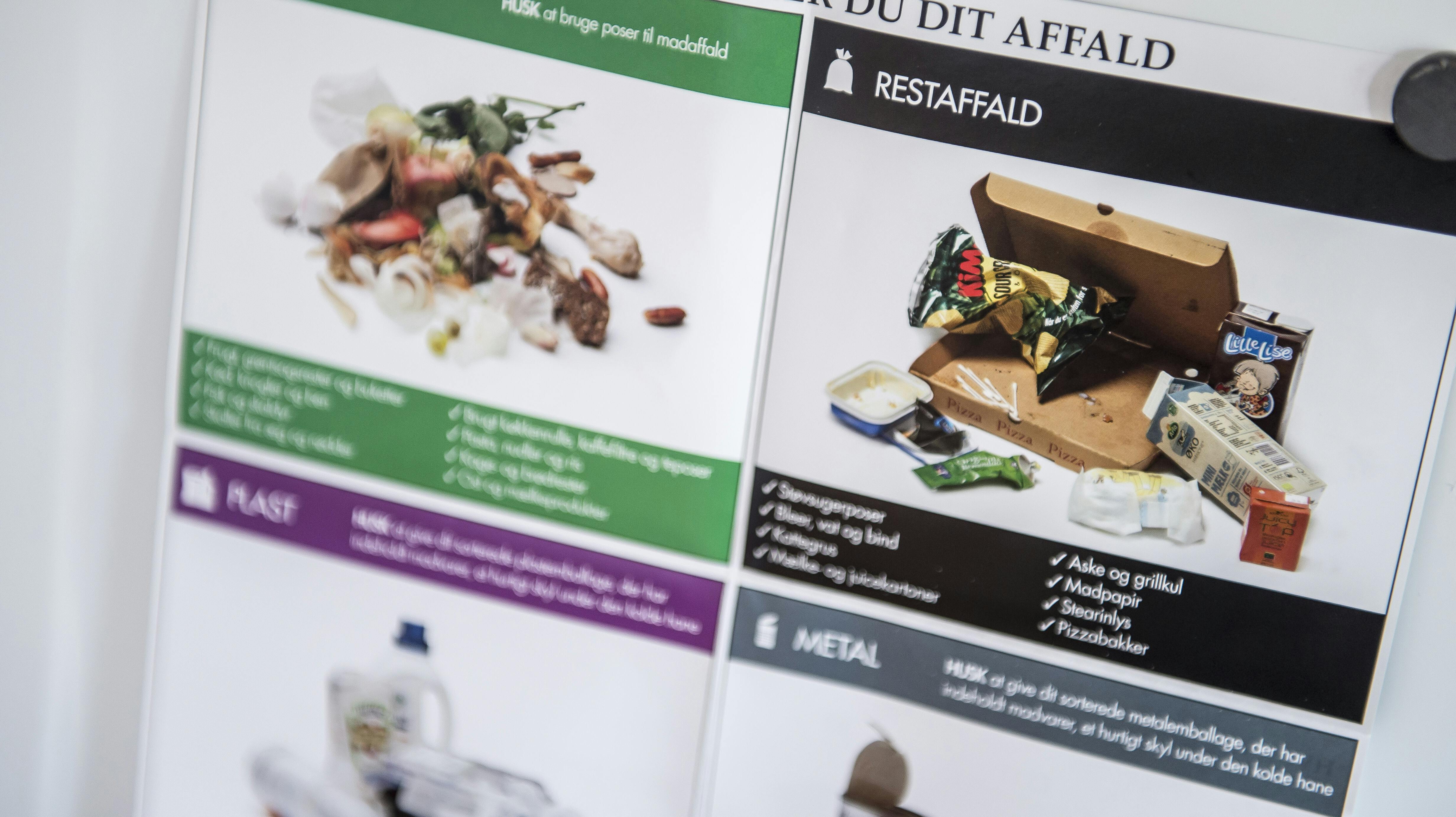 Affaldssortering fotograferet torsdag den 26. juli 2018