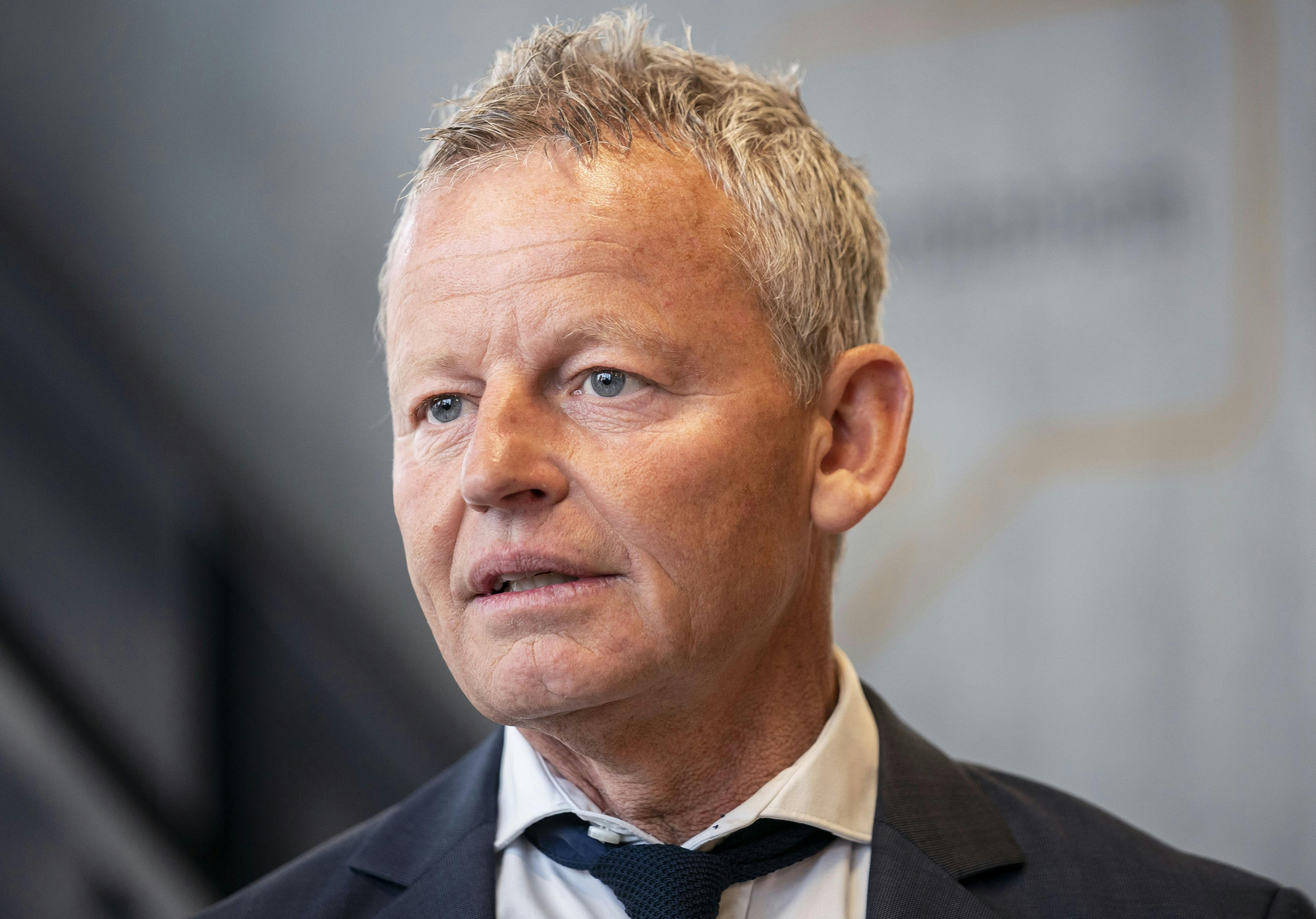 Bubbers tre voksne børn har taget afstand til ham og hans nye familie.