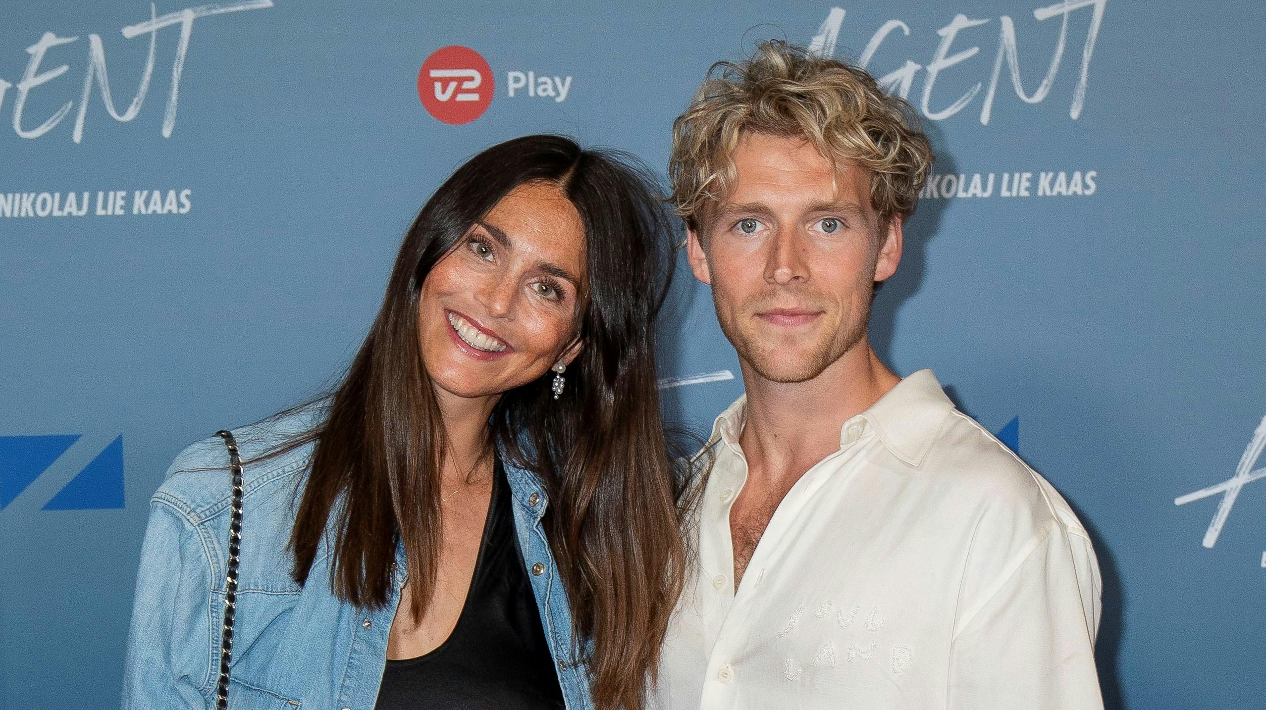 Cecilie Haugaard og Christopher har købt ejendomme for en formue denne sommer. 