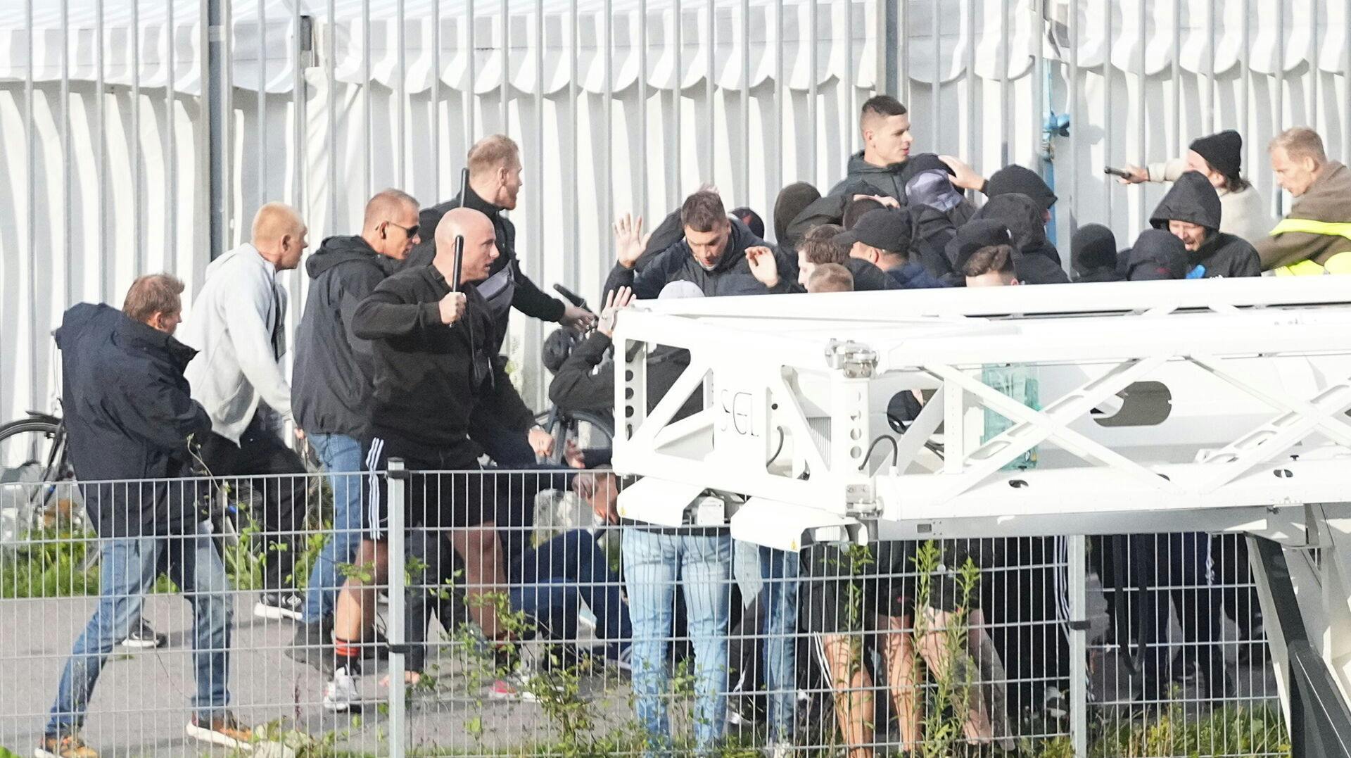 Tumult foran Parken før aftenens kamp mellem FC København og Sparta Prag.