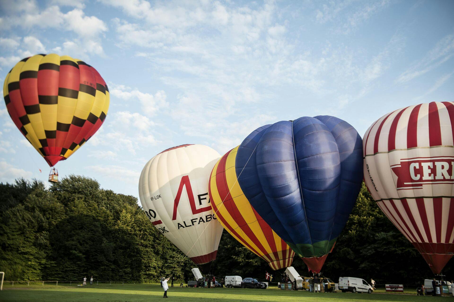 Dårligt vejr forhindrer ballonflyvning for anden dag i træk til dette års danmarksmesterskab i ballonflyvning