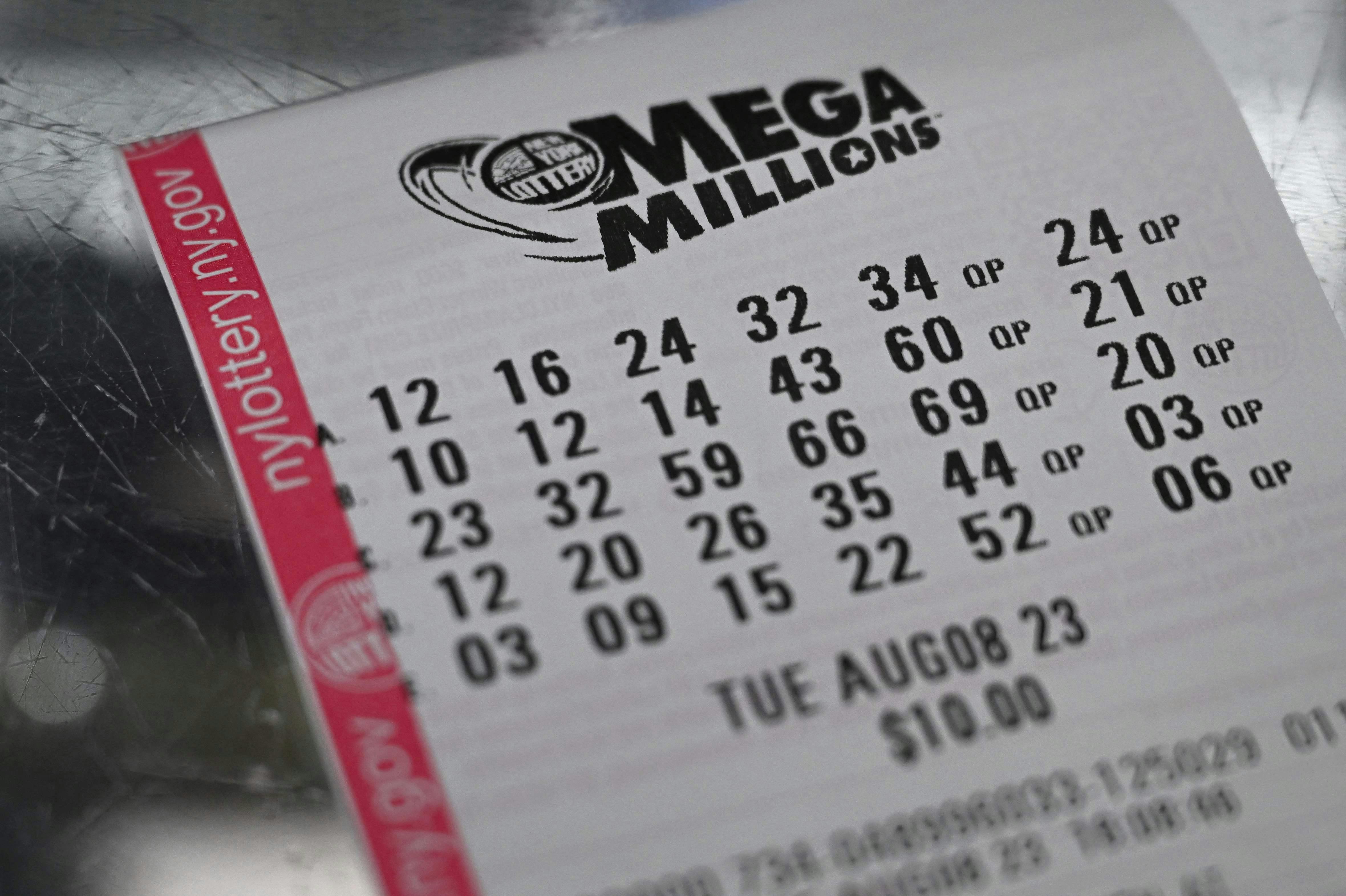 Lottokuponen er udstedt i Florida, men vinderen eller vinderne har endnu ikke meldt sig.