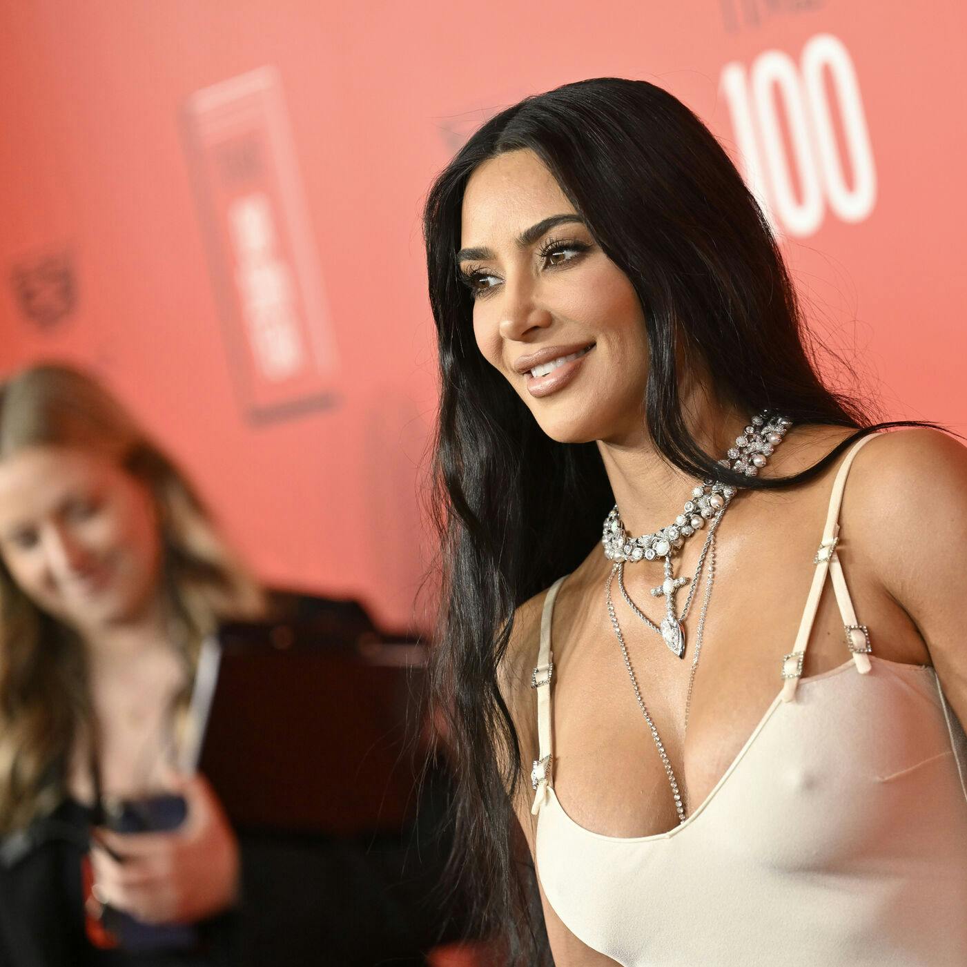 Kim Kardashian holder godt øje med sit eget helbred, og nu er hun blevet tjekket for blandt andet kræft.