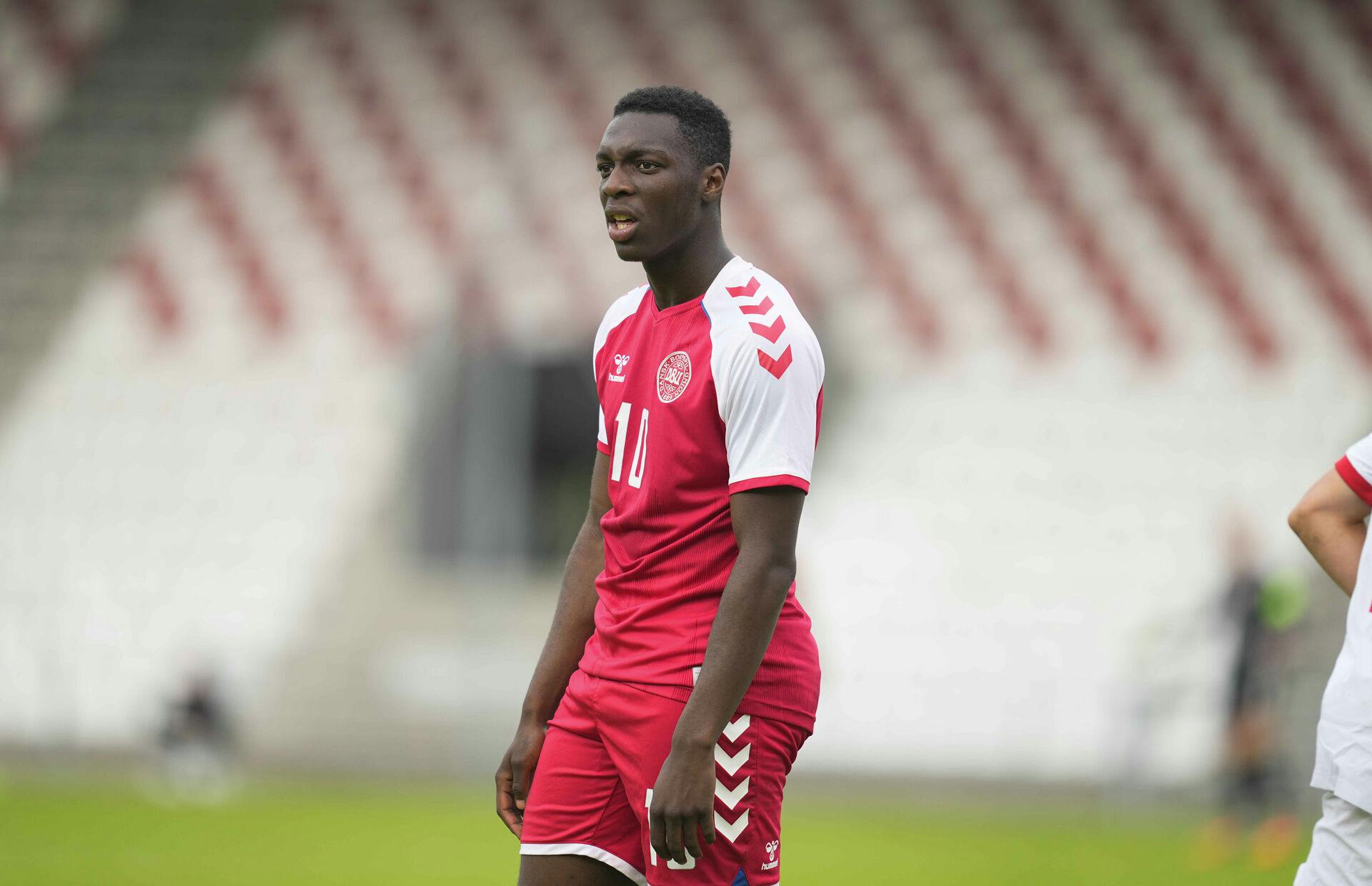 Mohamed Daramy skifter til fransk fodbold.