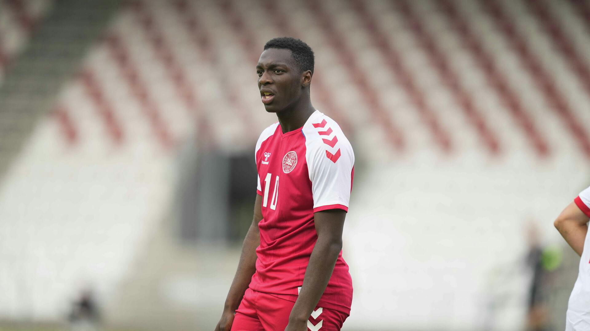 Mohamed Daramy skifter til fransk fodbold.