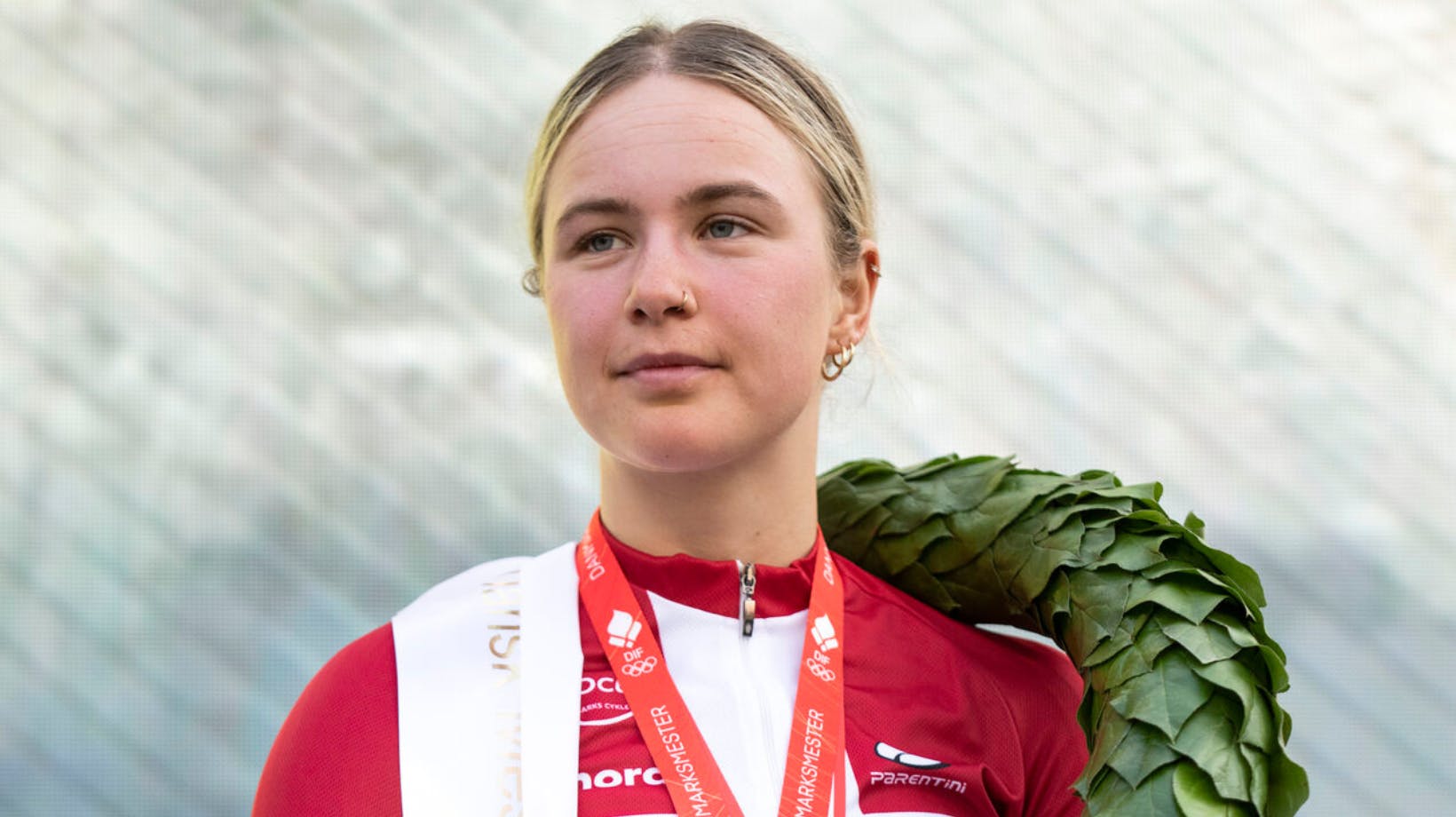 Emma Norsgaard må udgå ved VM i store smerter efter styrt.