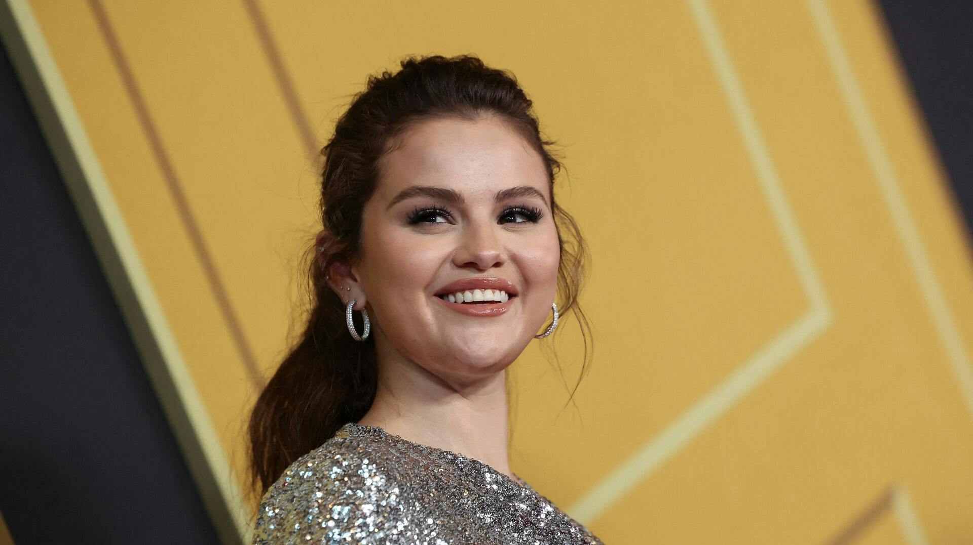 Selena Gomez og veninden Francia Raisa har fundet melodien igen.