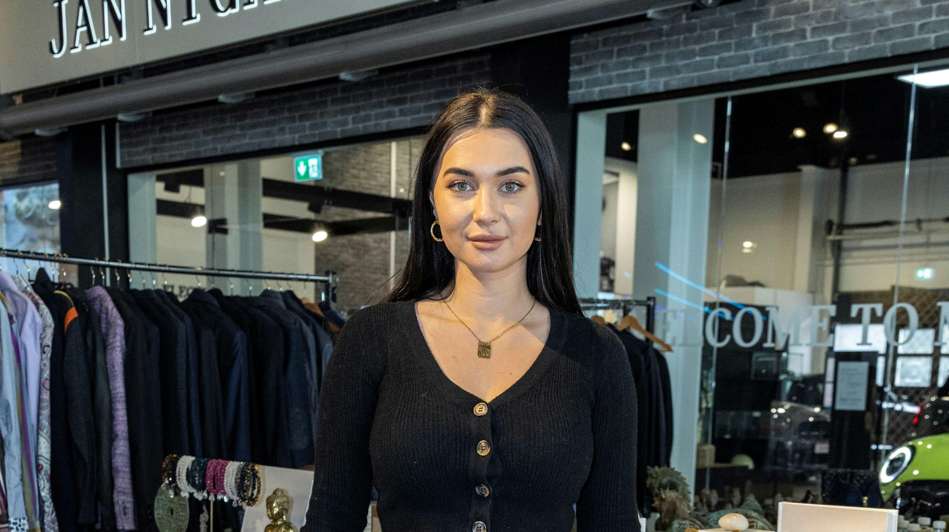 Noget tyder på, at kommende lyttere har en ret så vild historie i vente.