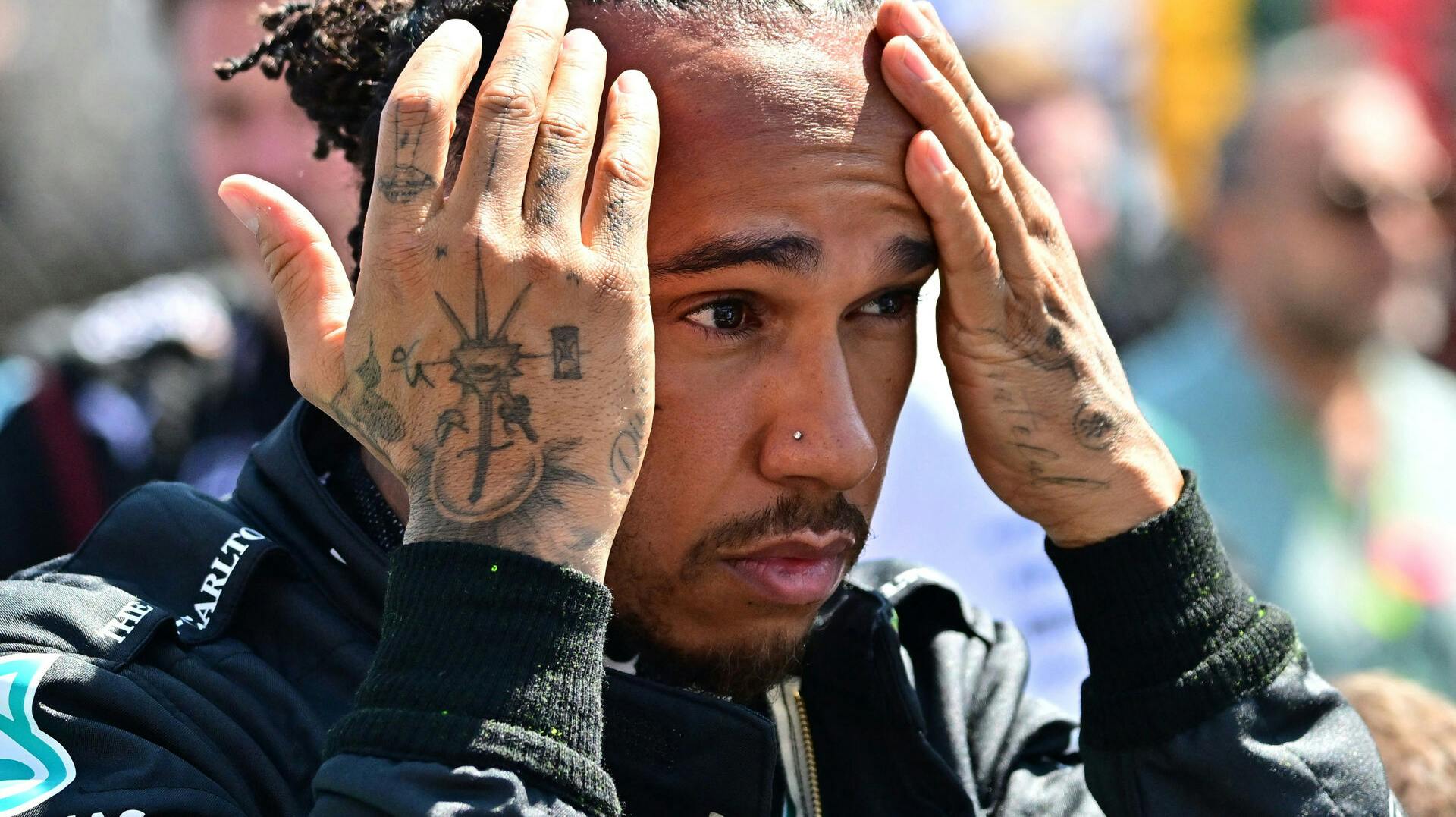 Lewis Hamilton vil nok være ked af at se billederne af sin tidligere specialdesignede million-bil.