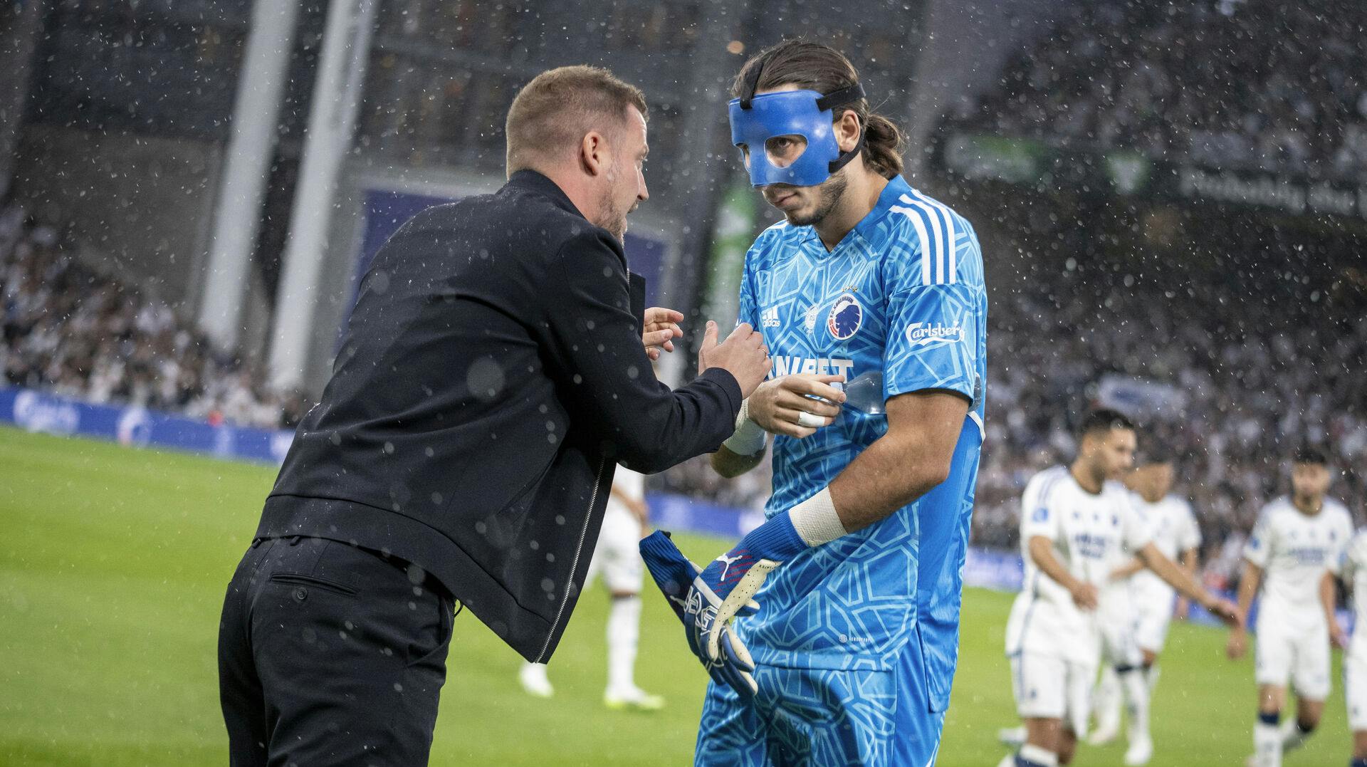 FC København-målmanden kom hjem med en sejr – måske også med en pølse.