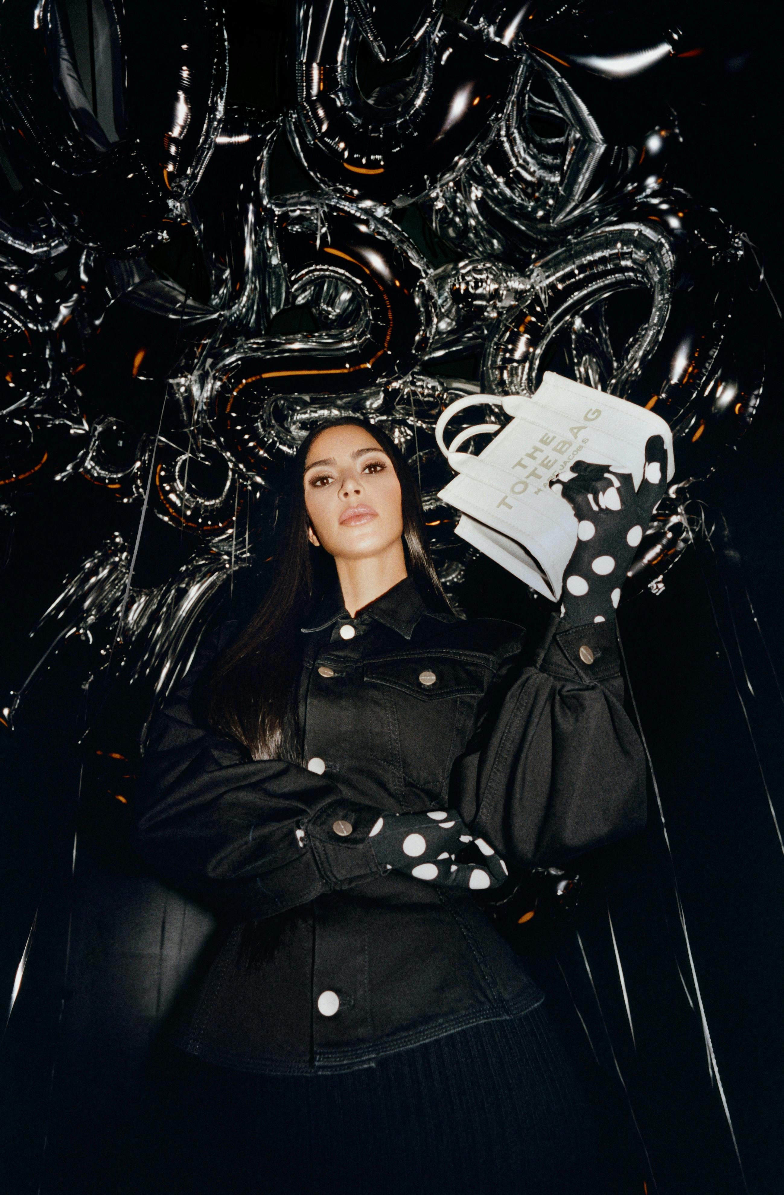 Kim Kardashian er den nye model for Marc Jacobs.