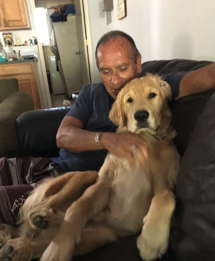 Franklin Trejos, 68, døde med sin elskede hund Sam i armene.&nbsp;