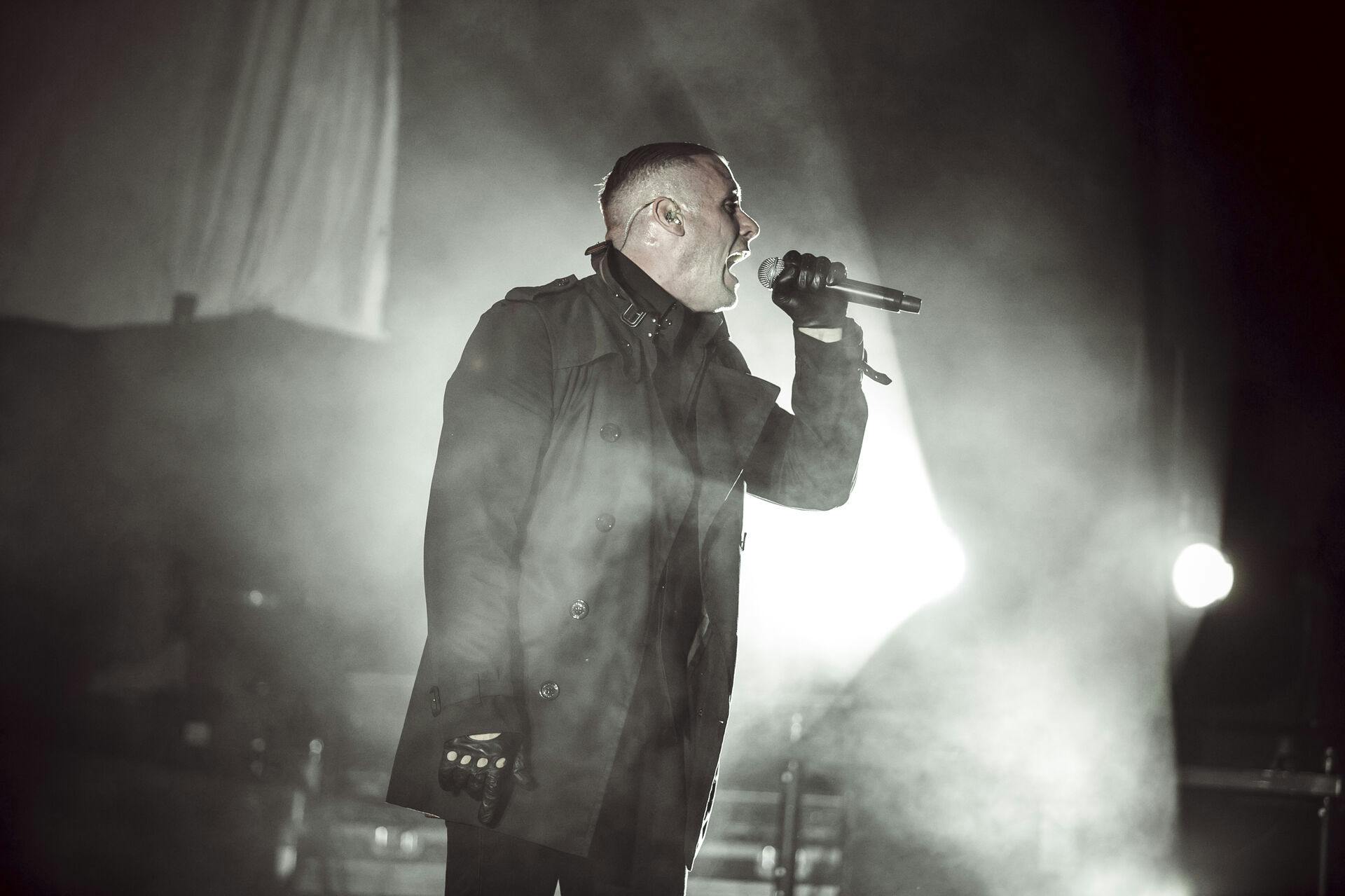 Rapperen L.O.C. (Liam O'Connor) spillede koncert til den danske musikfestival Wonderfestiwall i 2015. Nu har festivalen fået en bøde.&nbsp;
