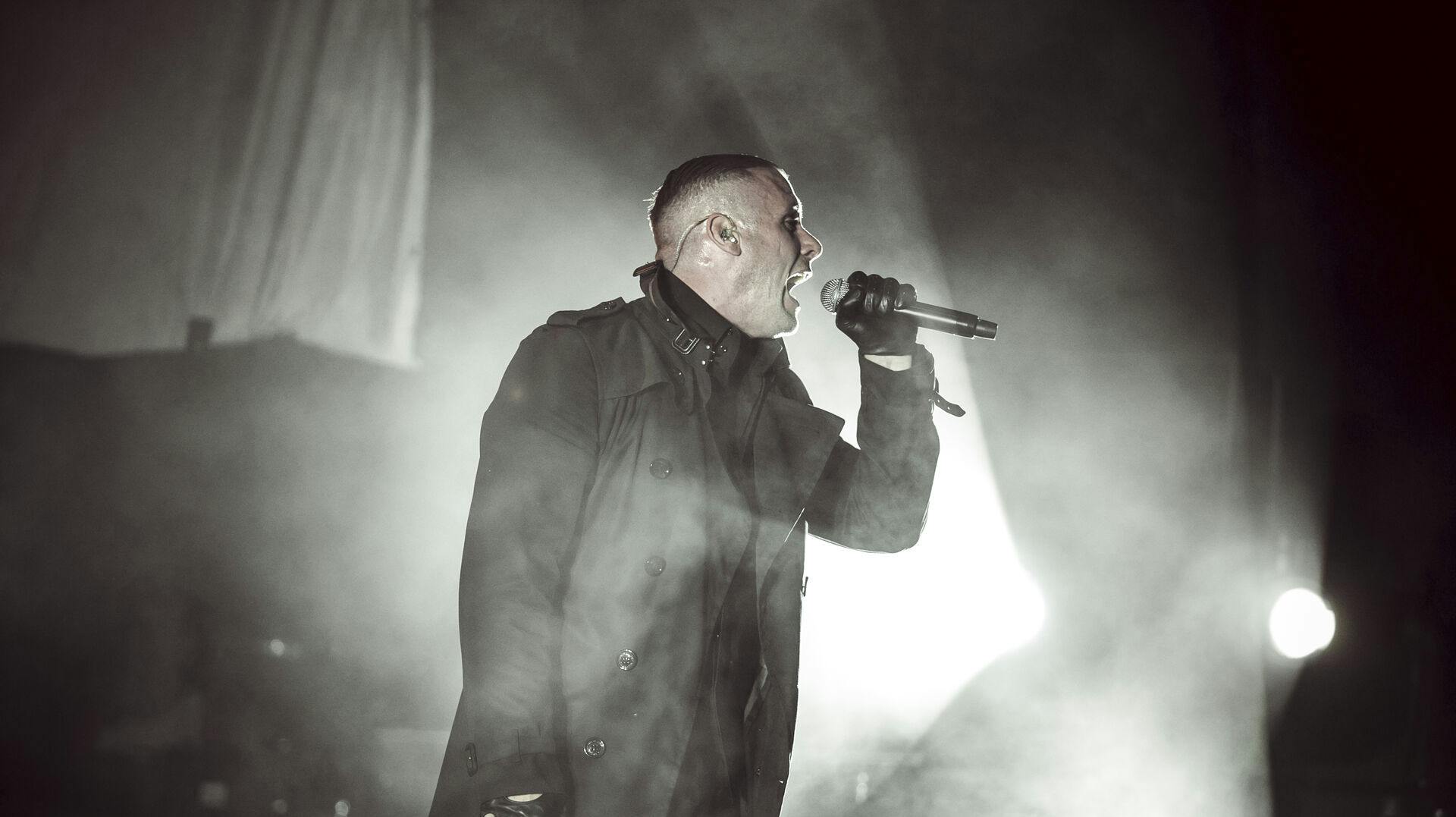 Rapperen L.O.C. (Liam O'Connor) spillede koncert til den danske musikfestival Wonderfestiwall i 2015. Nu har festivalen fået en bøde. 