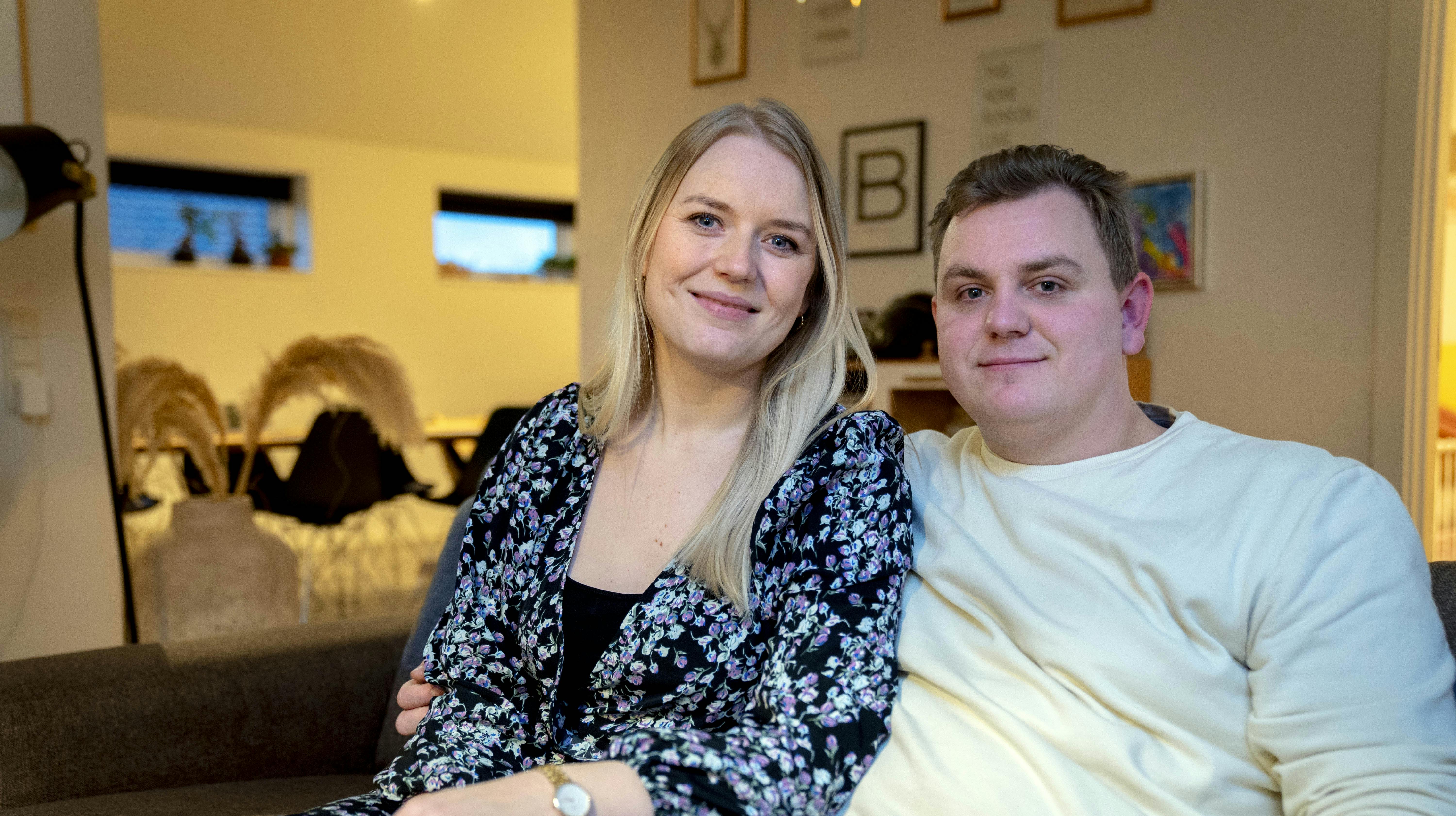 Billeder af ”Årgang 20”-familien Maria, Nikolaj, Solvej og Mathilde. Maria Skødt og Nikolaj Bek