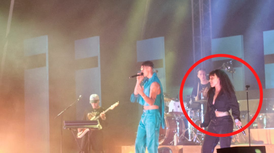 Zaina hyldet af publikum og Rahim