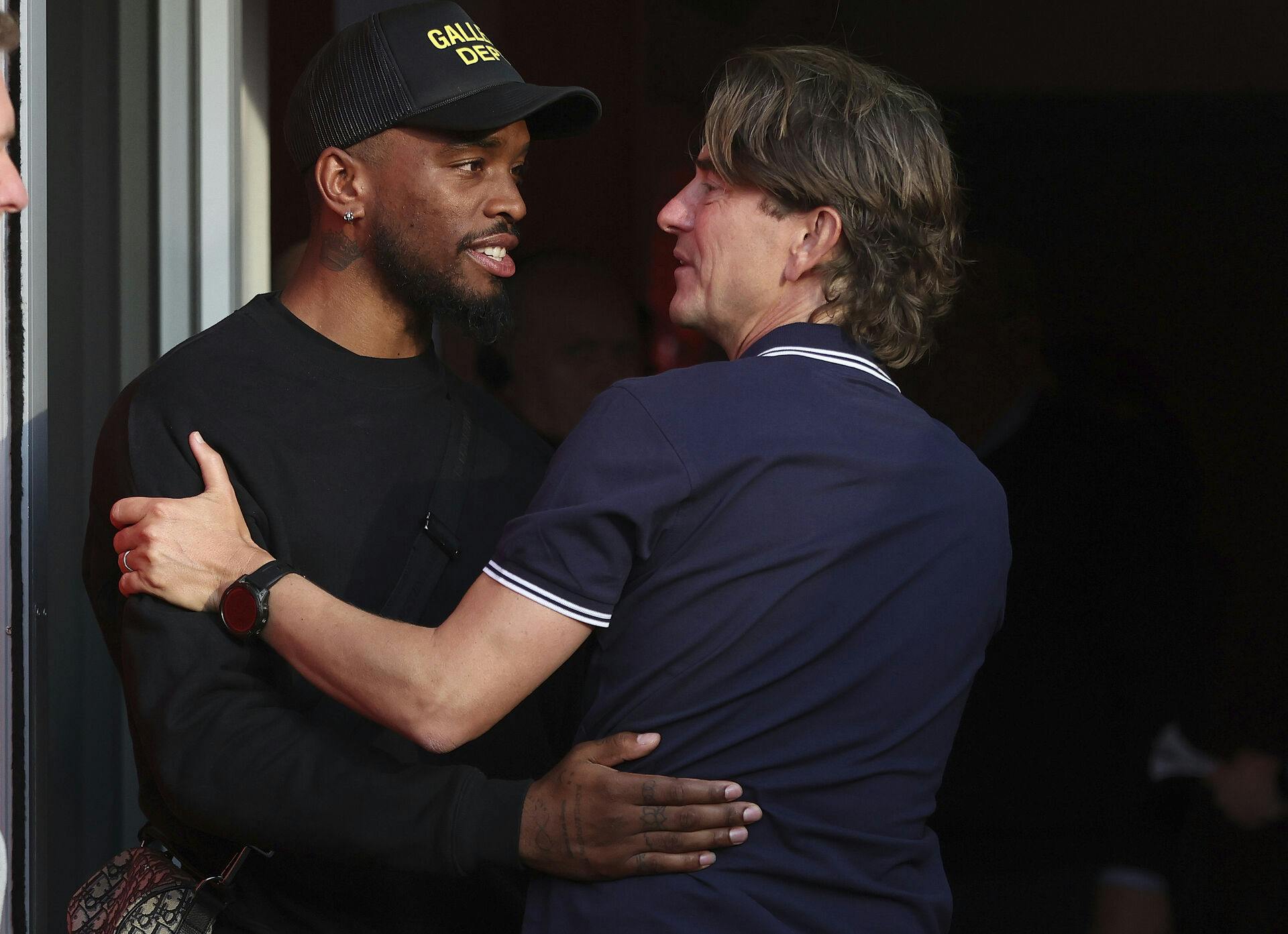 - Hans fremtid er hos Brentford. Det er der ingen tvivl om, har Thomas Frank understreget om sin karantæneramte angriber.