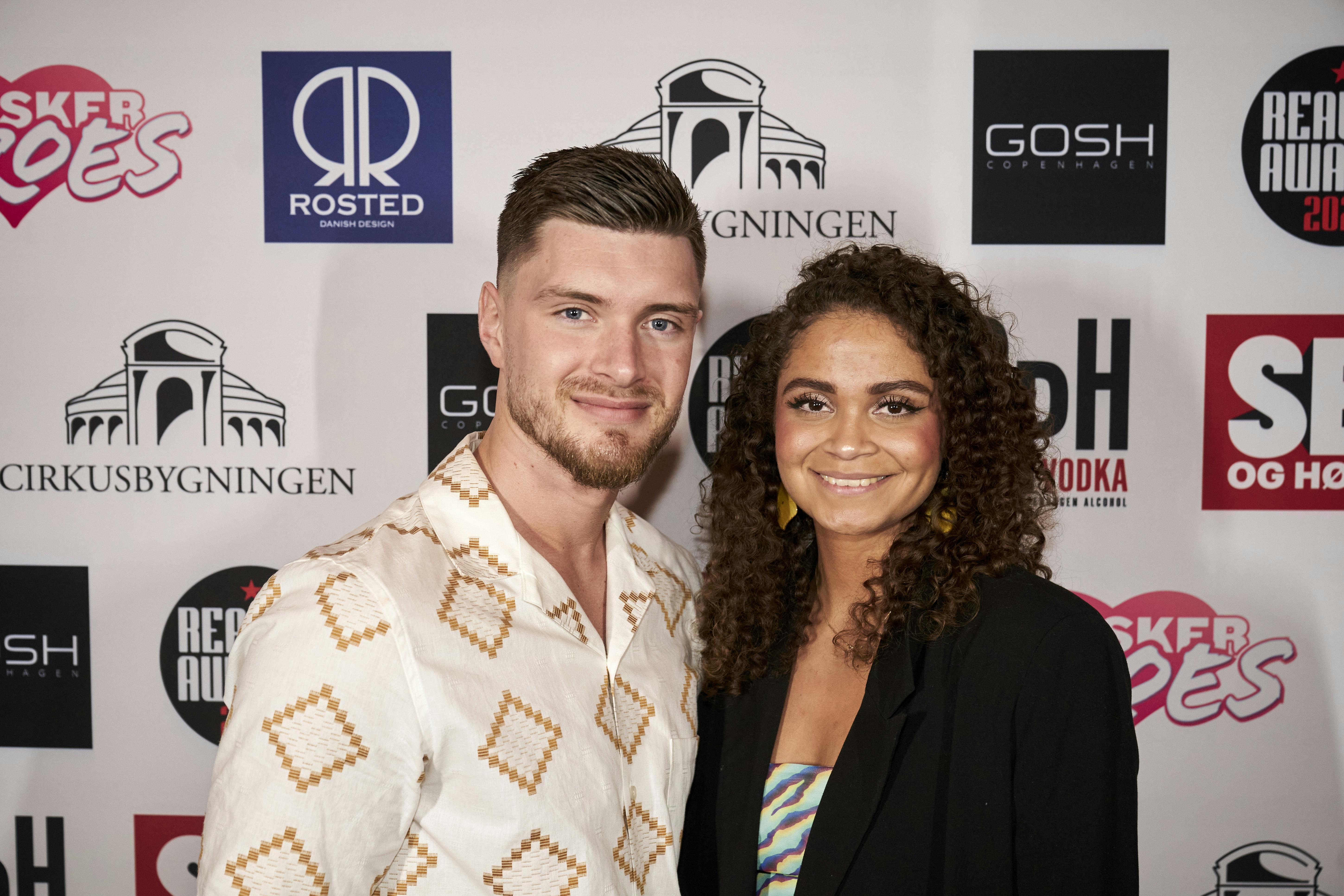 Navne: Reality Awards 2023Sted: Cirkusbygningen, Jernbanegade 8, 1608 København VTidspunkt: 18. januar fra omkring klokken16Skal der sendes straks billeder: jaØnske om video: ja live-videoLive video: Elena Hybel Holding og Kaspar WenstrupJournalister: Nicklas Lagerstorf, Signe Fage, Majken Munk og Laura Dalgård HansenFotograf: Søren Jul Lamberth