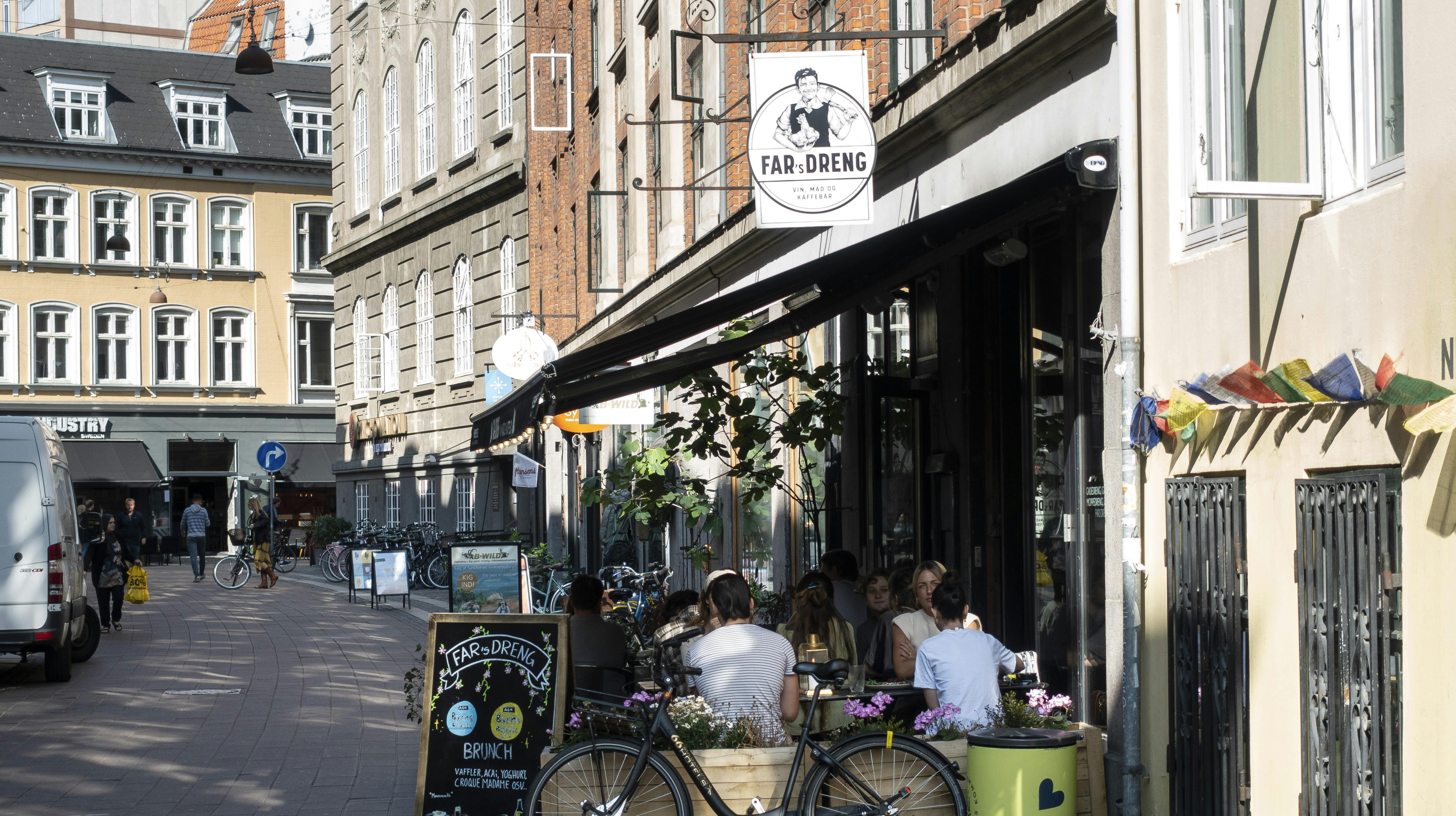 Fars Dreng i Rosengården. Kåret til Byens Bedste Brunch og morgenmad i København i 2018 & 2017