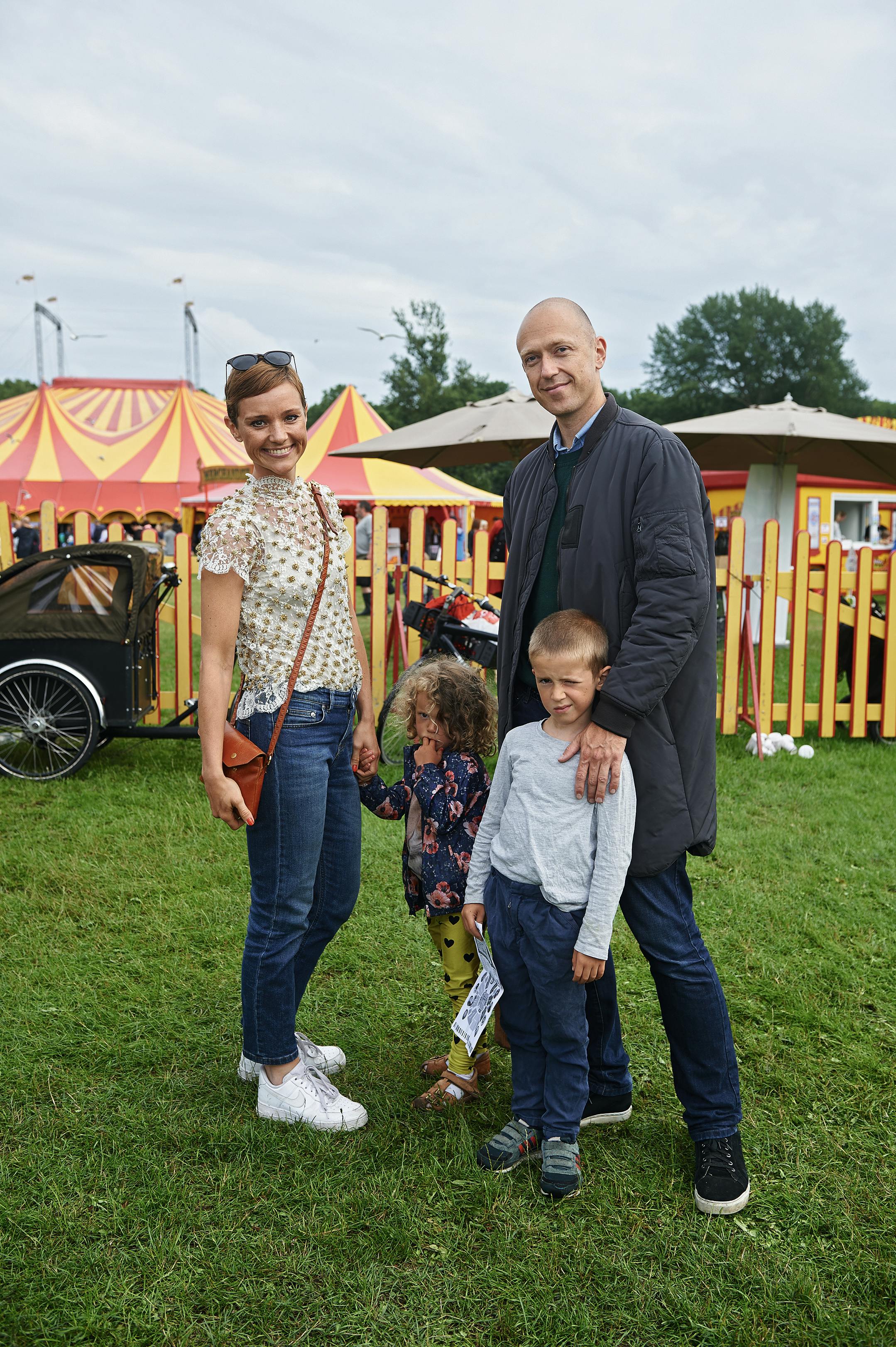 Lise Rønne, Mikkel Lucas Overby, Eva og Nelson