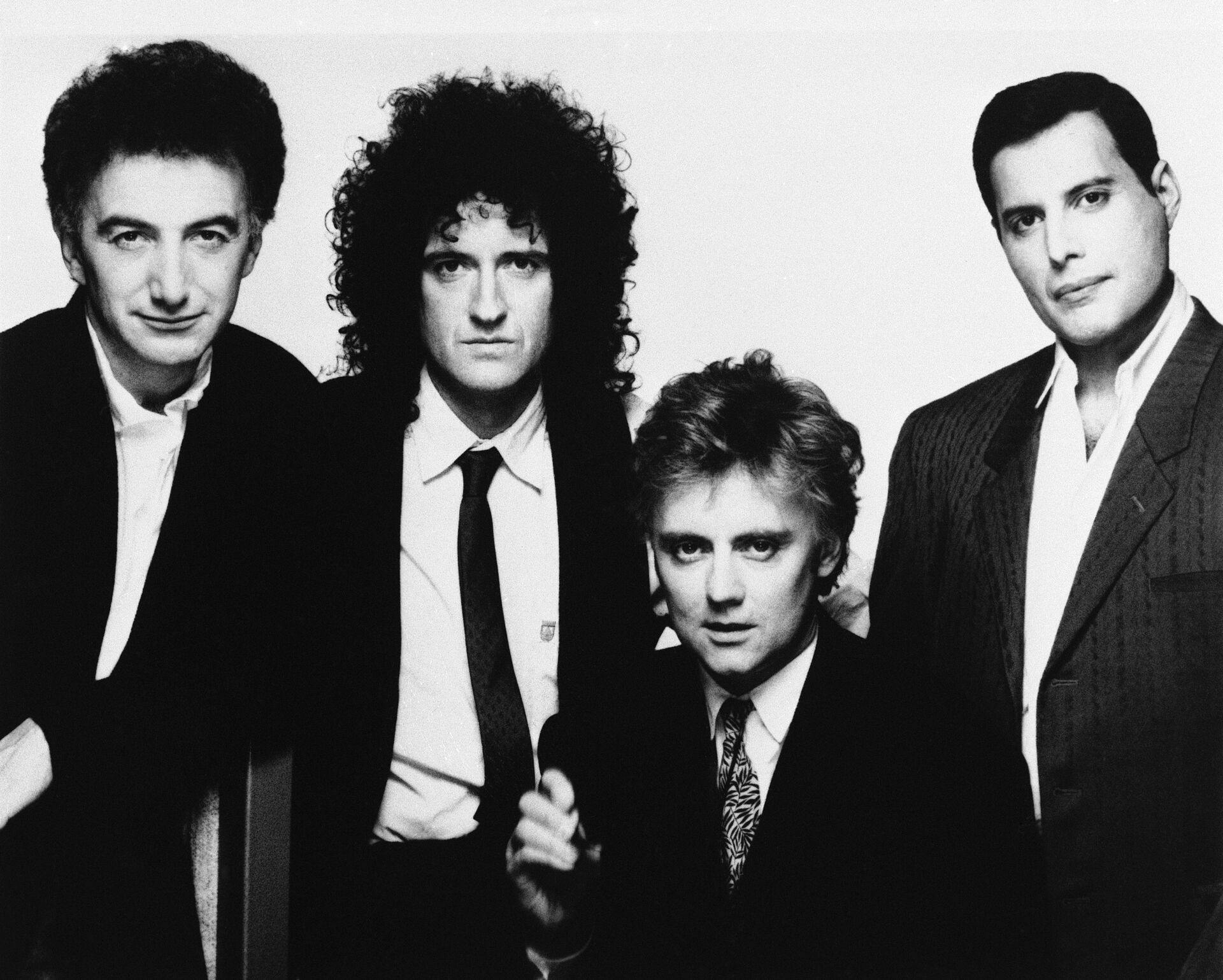 Queen-nummeret "Fat Bottomed Girls" er fjernet fra en ny udgave af deres populære album.