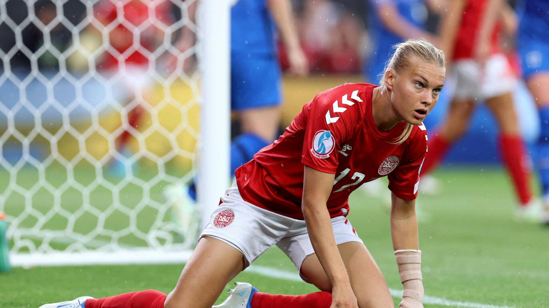 Stine Larsen har grundet en skade ikke været på banen siden april, men nu kan hun glæde sig over, at hun skal være mor. 