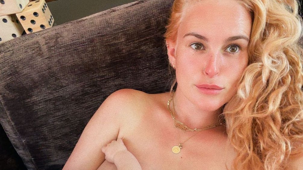 Det var egentlig slet ikke meningen, at Rumers datter skulle have et ualmindelig navn, men sådan blev det. 