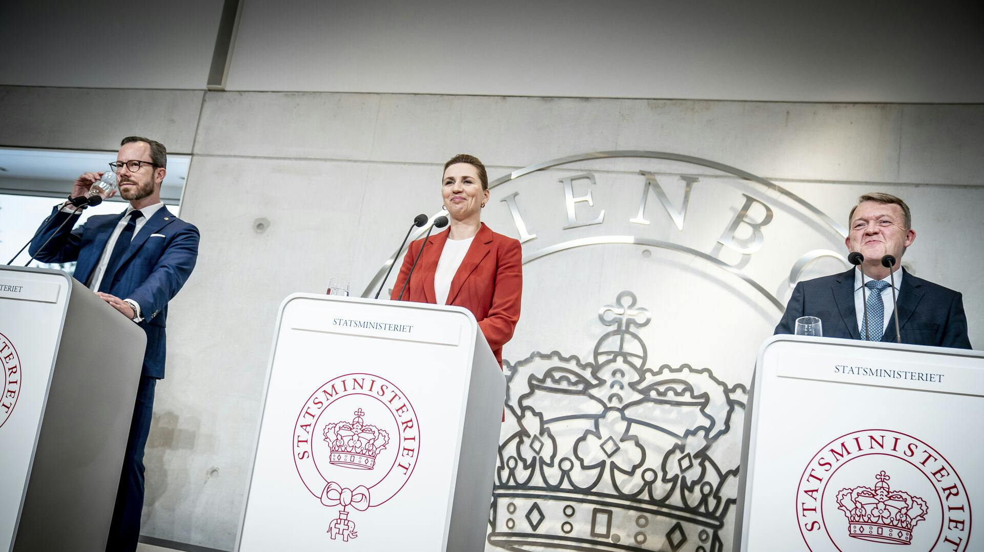 Statsminister Mette Frederiksen, formand for Venstre Jakob Ellemann-Jensen og formand for Moderaterne Lars Løkke Rasmussen under præsentation af regeringsgrundlag på Marienborg, onsdag den 14. december 2022.. (Foto: Mads Claus Rasmussen/Ritzau Scanpix)