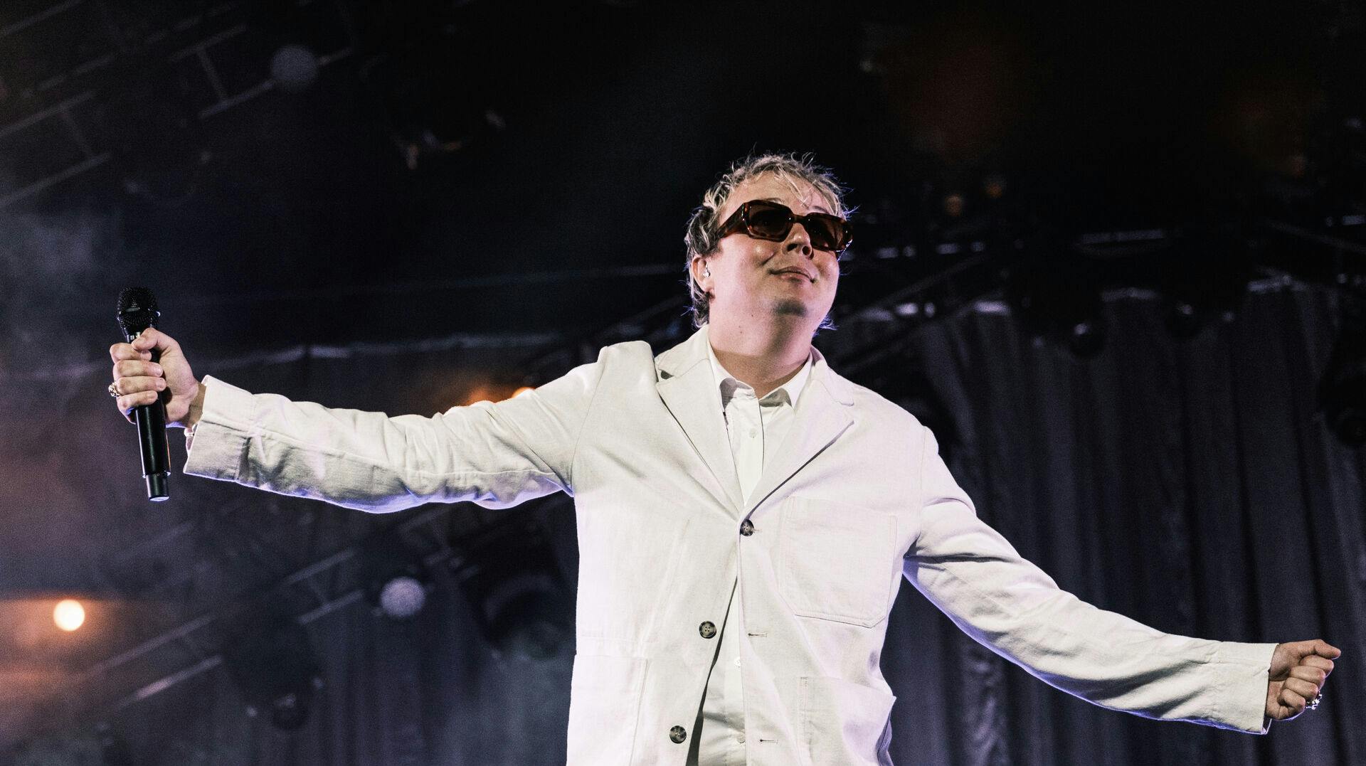 Andreas Odbjerg lukker bøgescenen og Smukfest søndag den 6. august 2023.. (Foto: Helle Arensbak/Ritzau Scanpix)