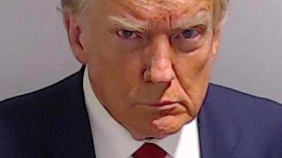 Sådan ser Trumps mugshot ud.