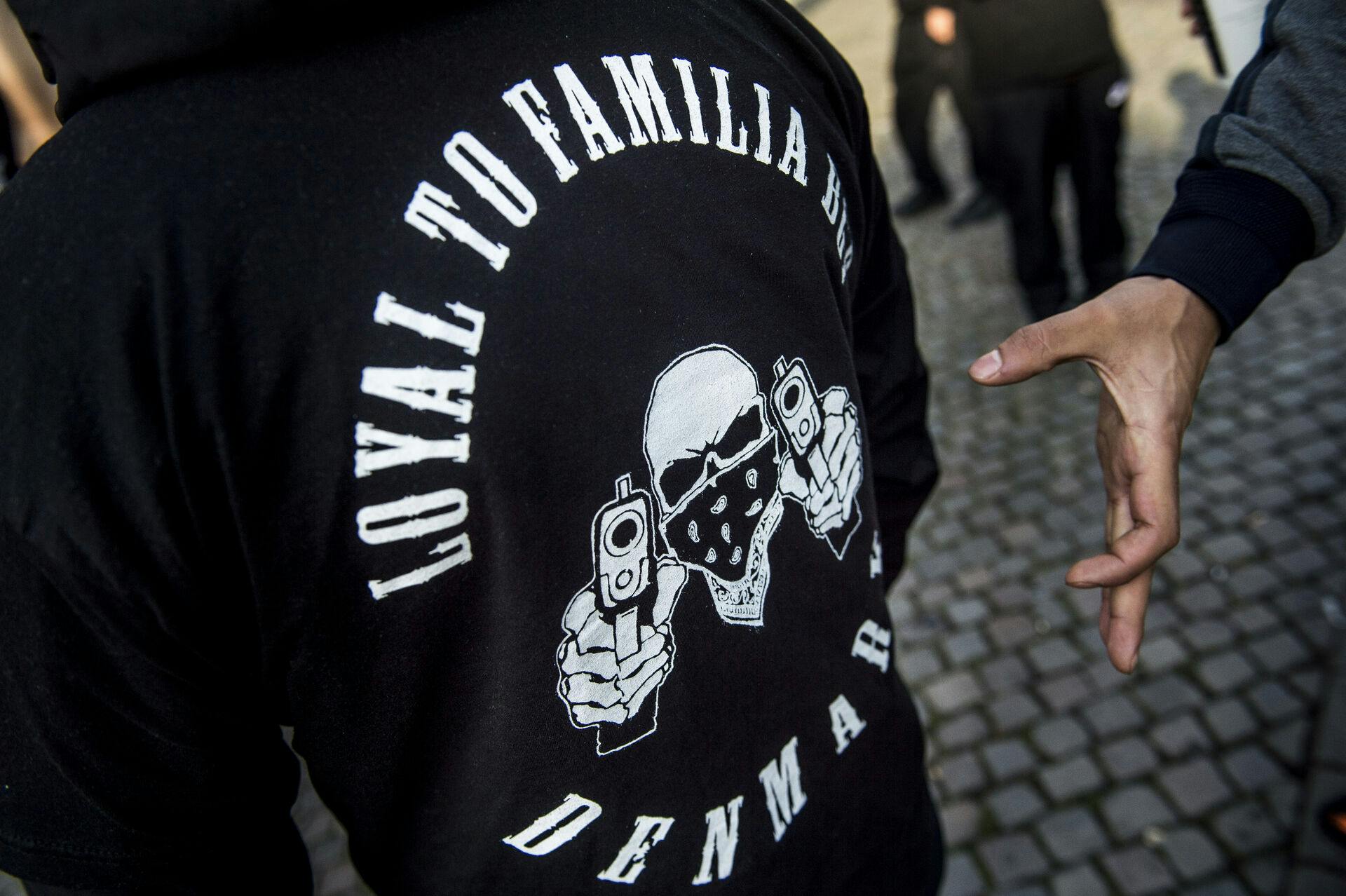 (ARKIV) Loyal To Familia-medlem foran Københavns Byret 27. september 2017.For første gang skal en domstol vurdere, om en bande kan forbydes. Rigsadvokaten vil gå i retten mod banden LTF, oplyser Justitsministeriet i pressemeddelelse. Det skriver Ritzau, torsdag den 28. juni 2018.. (Foto: Scanpix Danmark STF/Ritzau Scanpix)