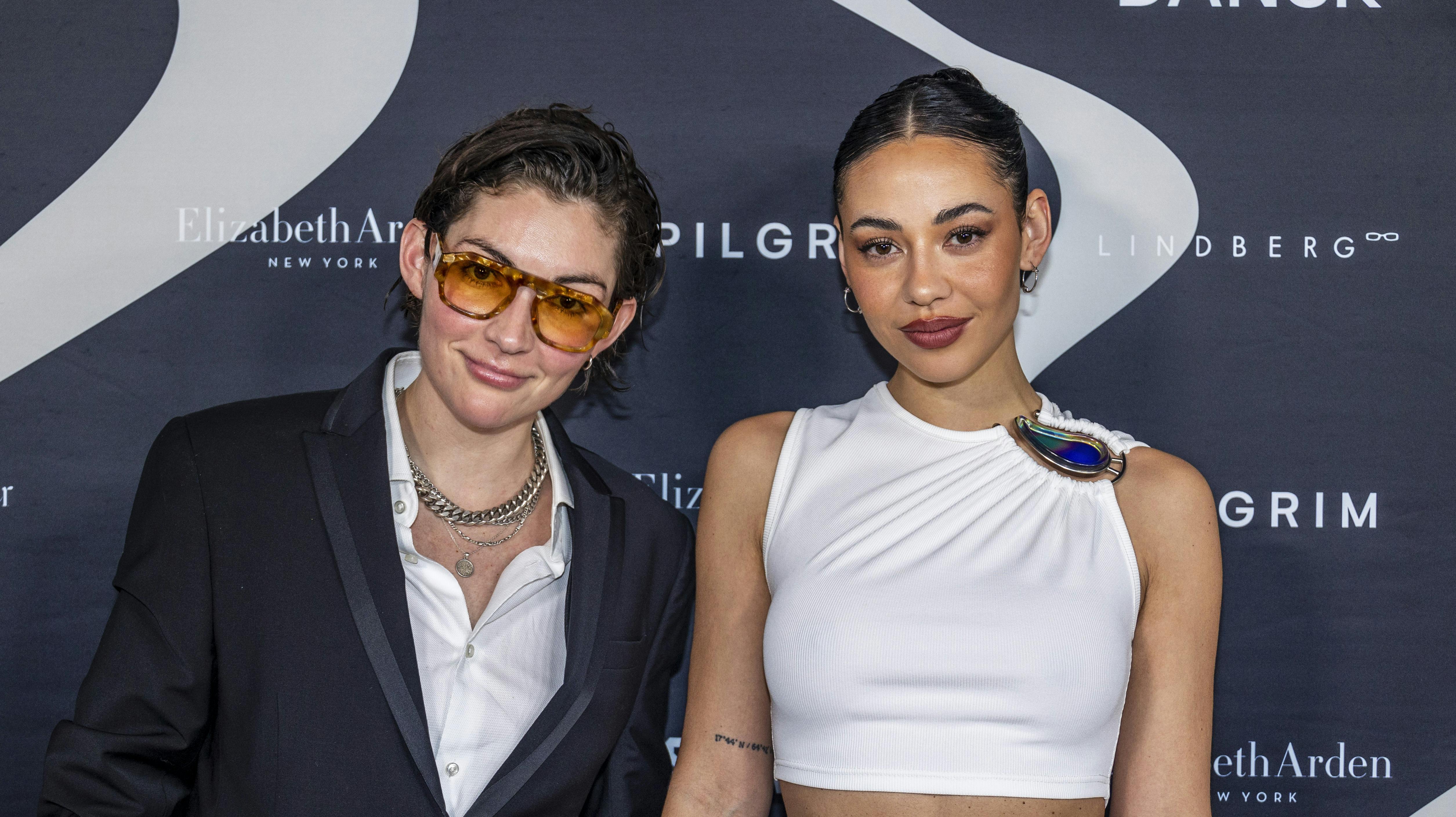 Freja Kirk, Sus Wilkins